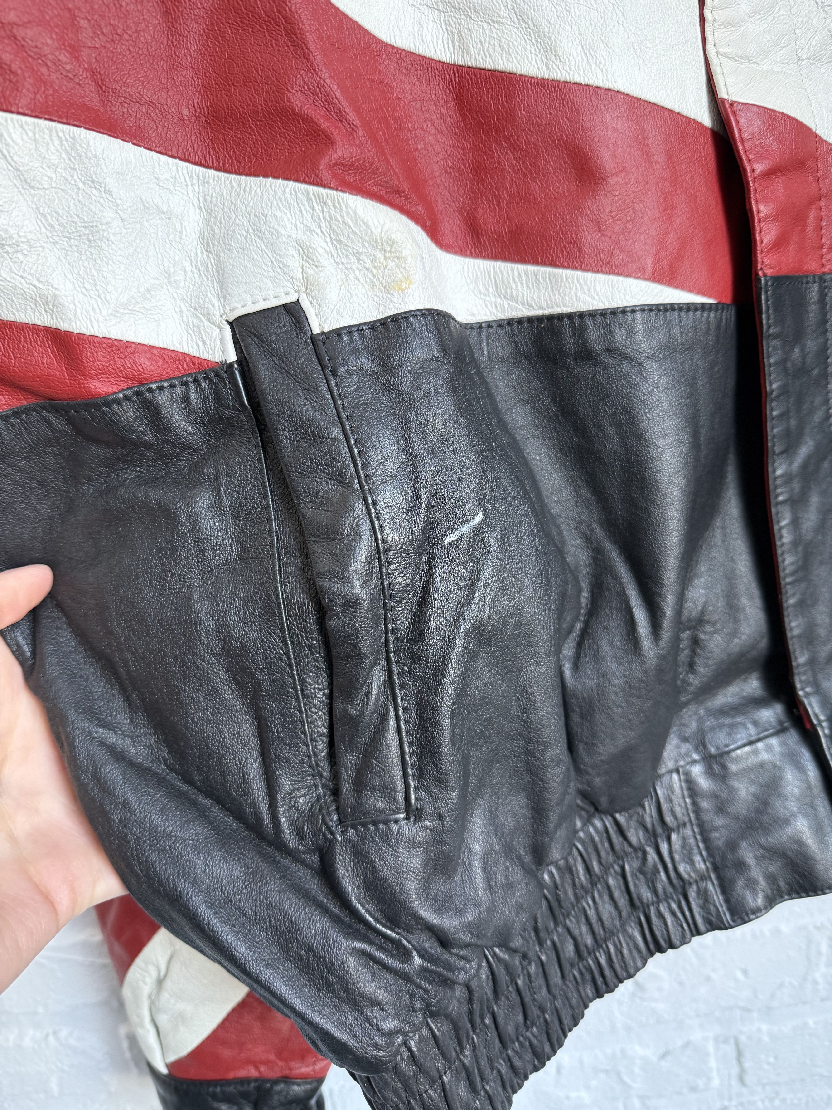 Genuine Leather Vintage 90s Italian Leather Bomber Jacket Eagle USA FLAG Size US L / EU 52-54 / 3 - 14 Thumbnail