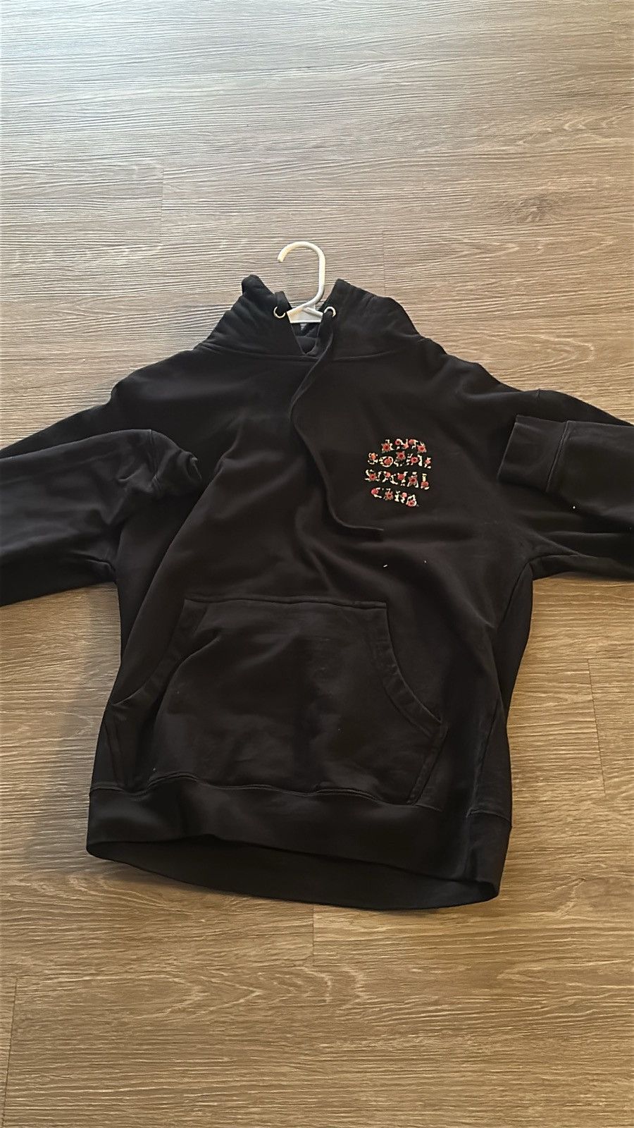Anti Social Social Club Anti social club flower designed hoodie Size US M / EU 48-50 / 2 - 1 Thumbnail