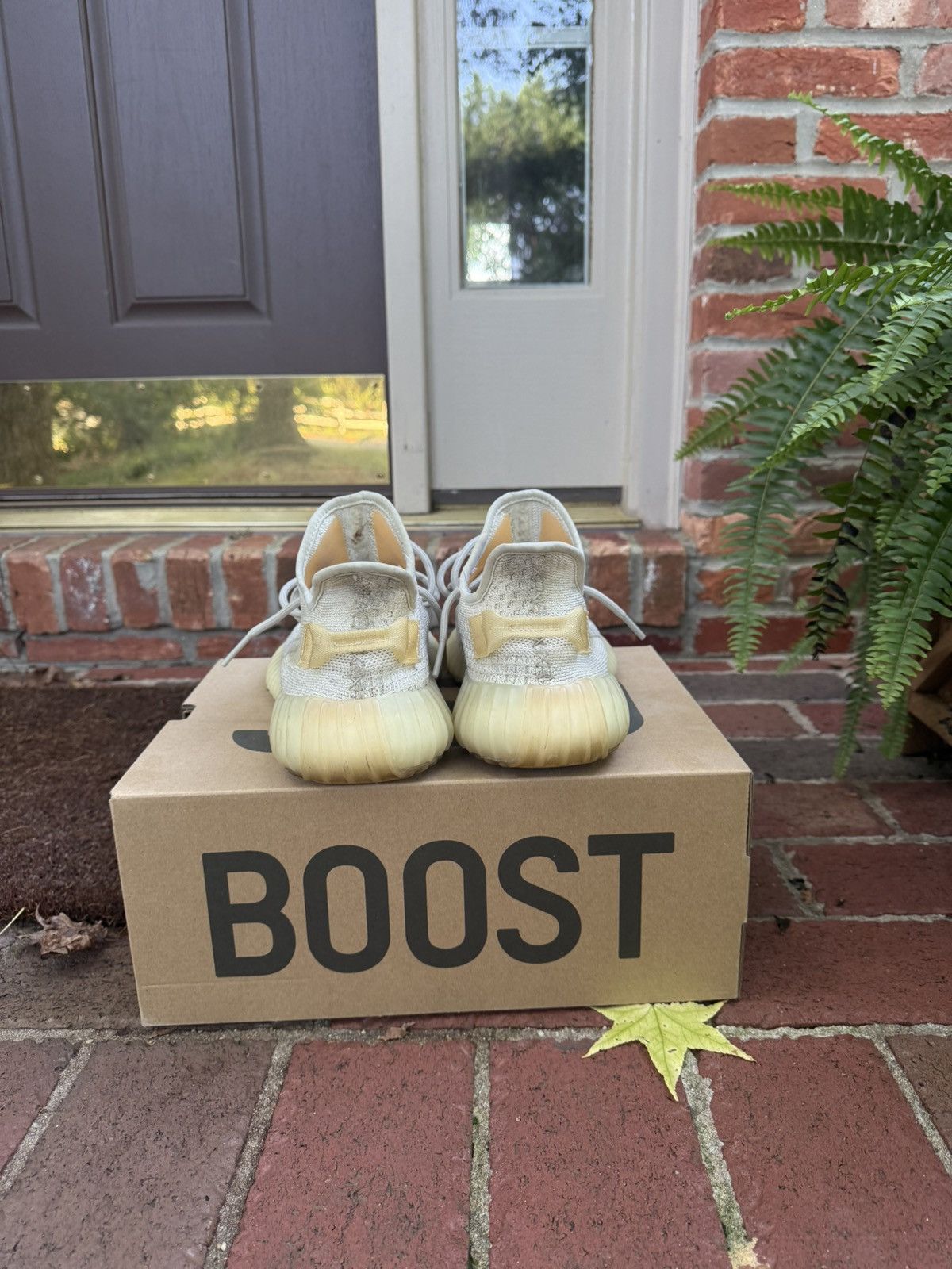Yeezy Yeezy Boost 350 V2 “Light” Size US 9.5 / EU 42-43 - 4 Thumbnail
