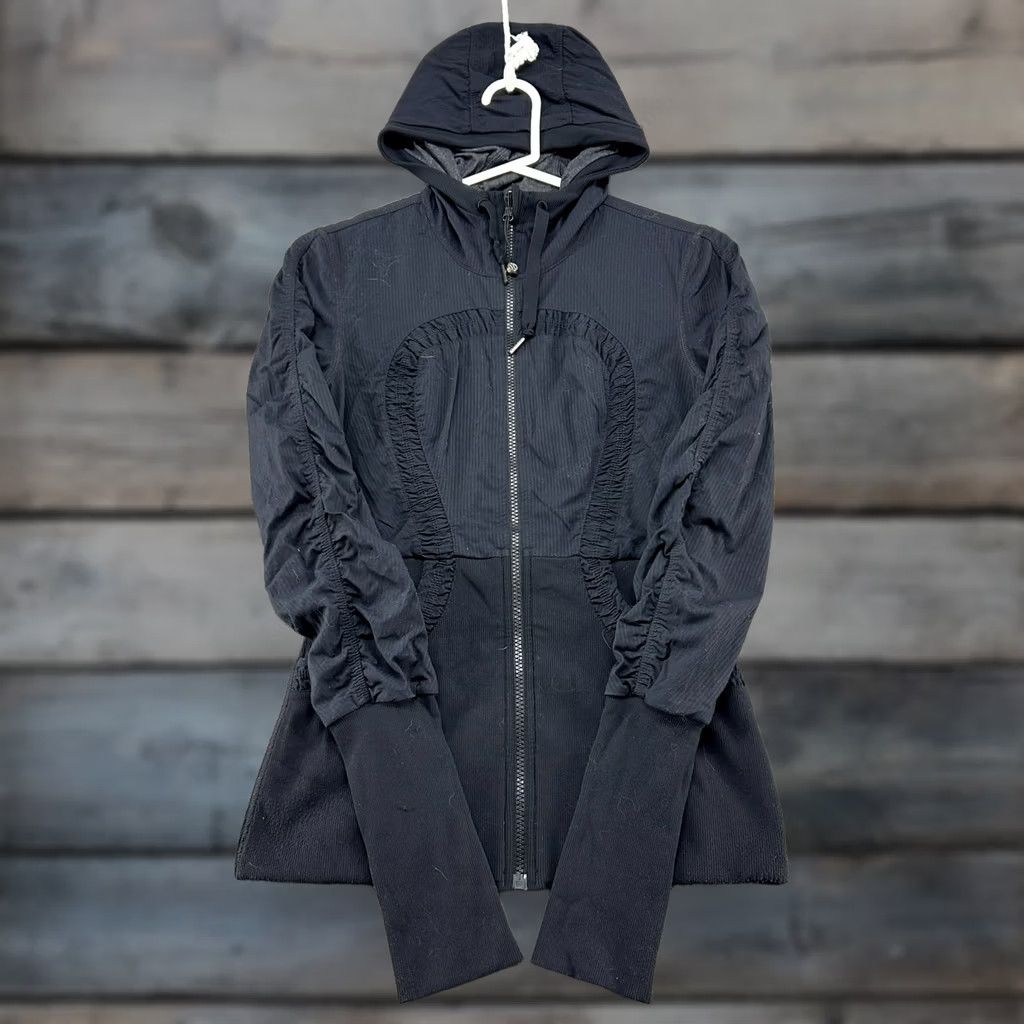 Lululemon Lululemon Hoodie Womens 6 Black Fleece Stretch Full Zip Dance Studio Jacket Size M / US 6-8 / IT 42-44 - 1 Thumbnail