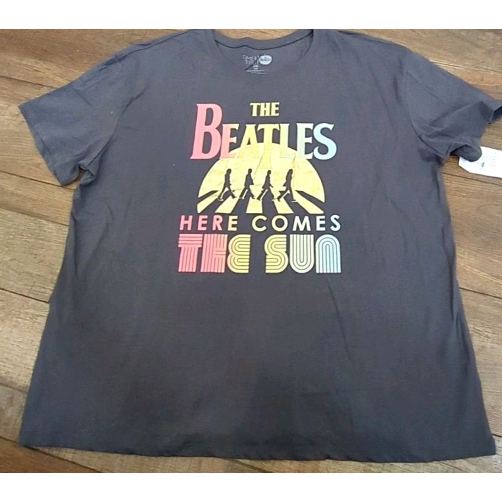 Vintage Time And Tru The Beatles Here Comes the Sun Men's T-Shirt 2XL Charcoal Gray NWT, Short Sleeve, Regular Fit, Gray, 2XL, Mens Size US XXL / EU 58 / 5 - 2 Thumbnail
