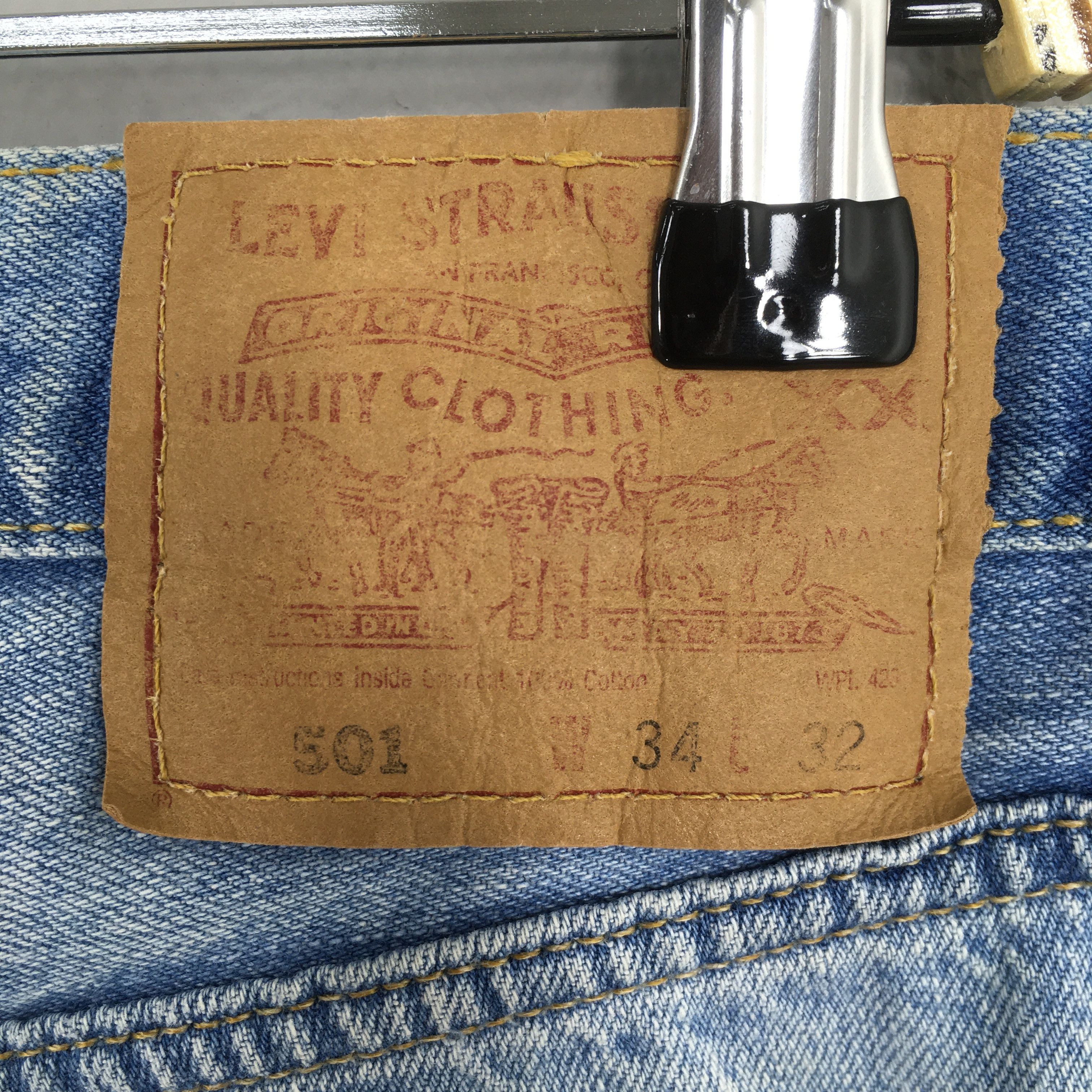 Levi's Size 32x30 Vintage 80s Levi's 501 Faded Blue Jeans S584 Size US 32 / EU 48 - 11 Thumbnail