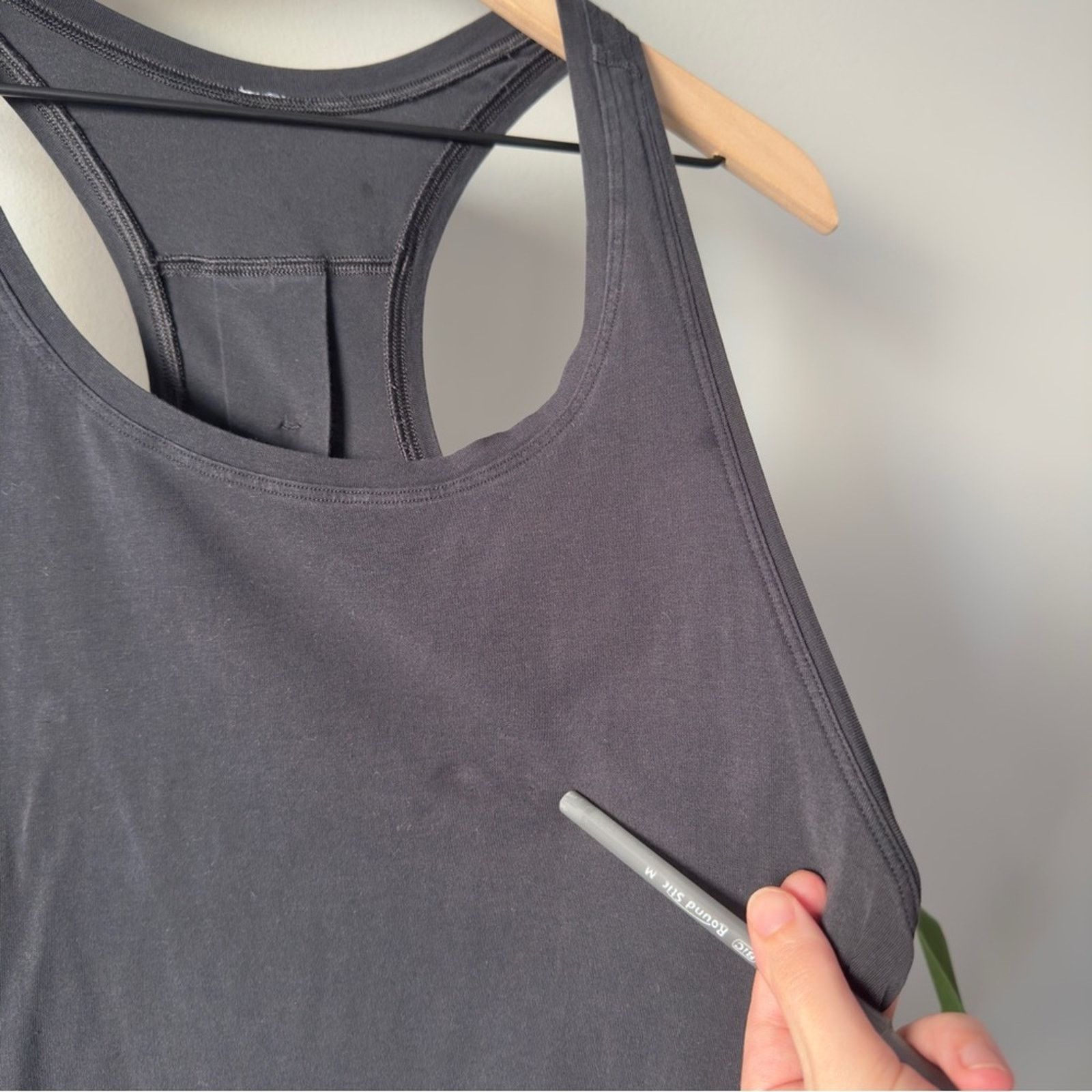 Lululemon Lululemon Love Tank *Pleated in Black (First Release) Top Size M / US 6-8 / IT 42-44 - 11 Thumbnail