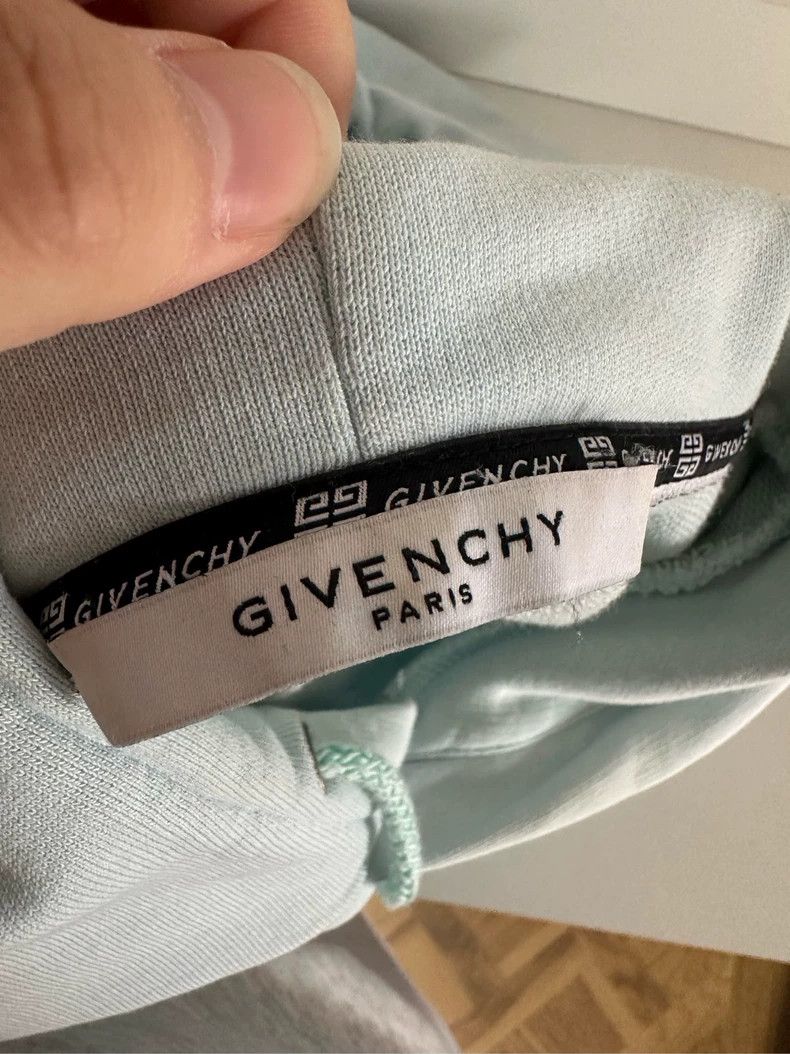 Givenchy Givenchy Classic Hooded Sweater, Simple and Elegant Style, Size US L / EU 52-54 / 3 - 3 Thumbnail