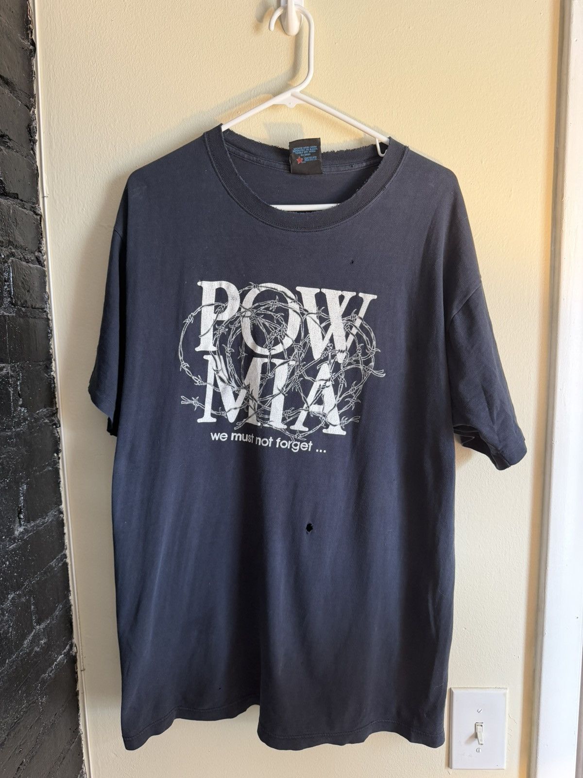 Other POW / MIA Vintage Tee Size US L / EU 52-54 / 3 - 1 Thumbnail