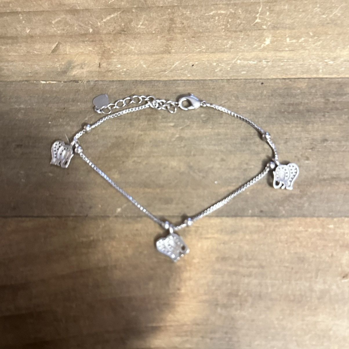 Other Dainty silver tone paved elephant charm bracelet Size ONE SIZE - 4 Thumbnail