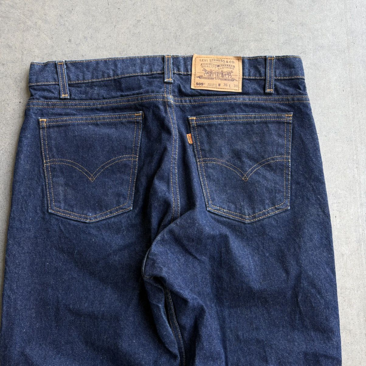 Levi's × Vintage Vintage Levi's Orange Tabs 505 Blue Indigo Denim Dark 36x30 Size US 35 - 2 Thumbnail