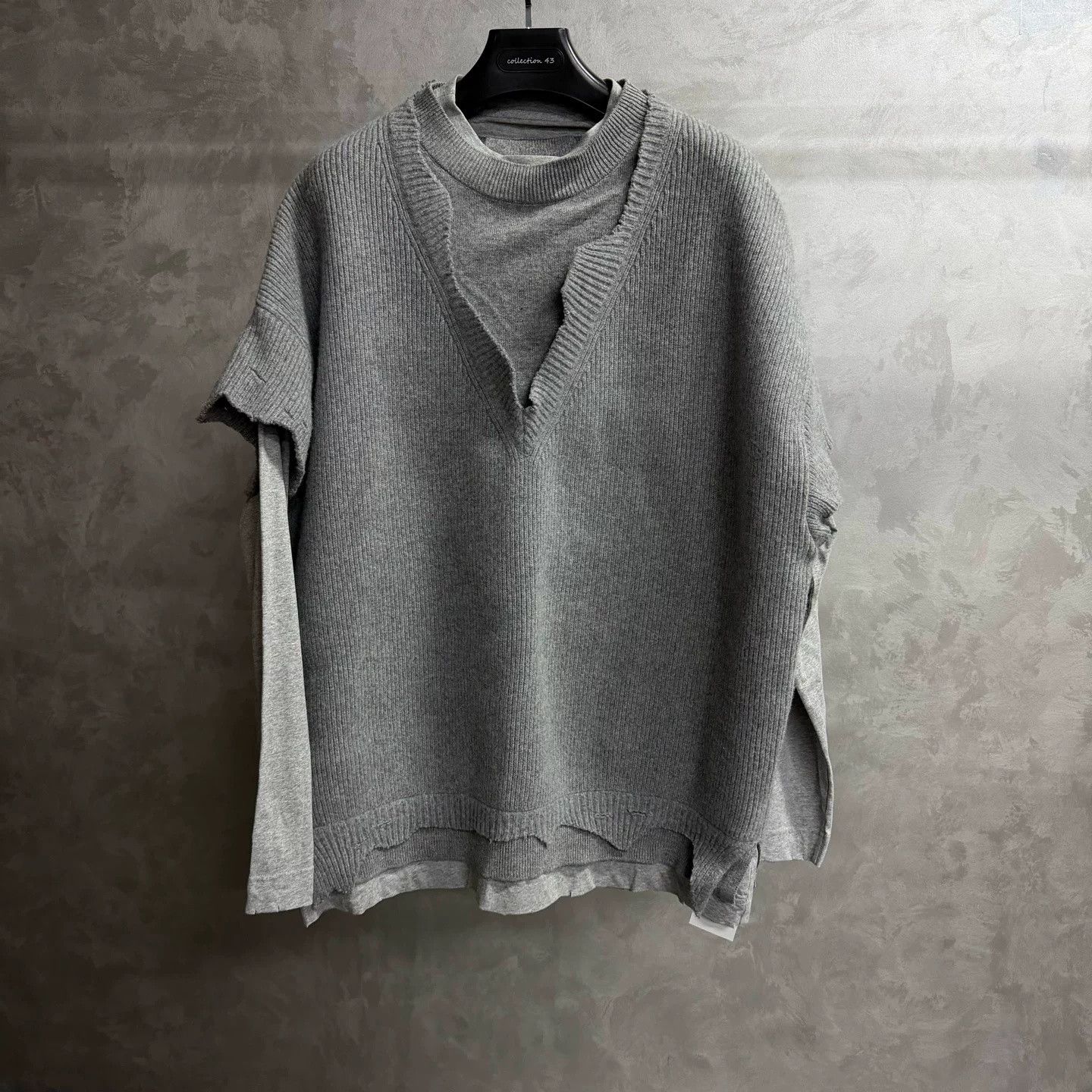 Givenchy Givenchy Gray Layered Crew Neck Sweater Size US M / EU 48-50 / 2 - 1 Thumbnail