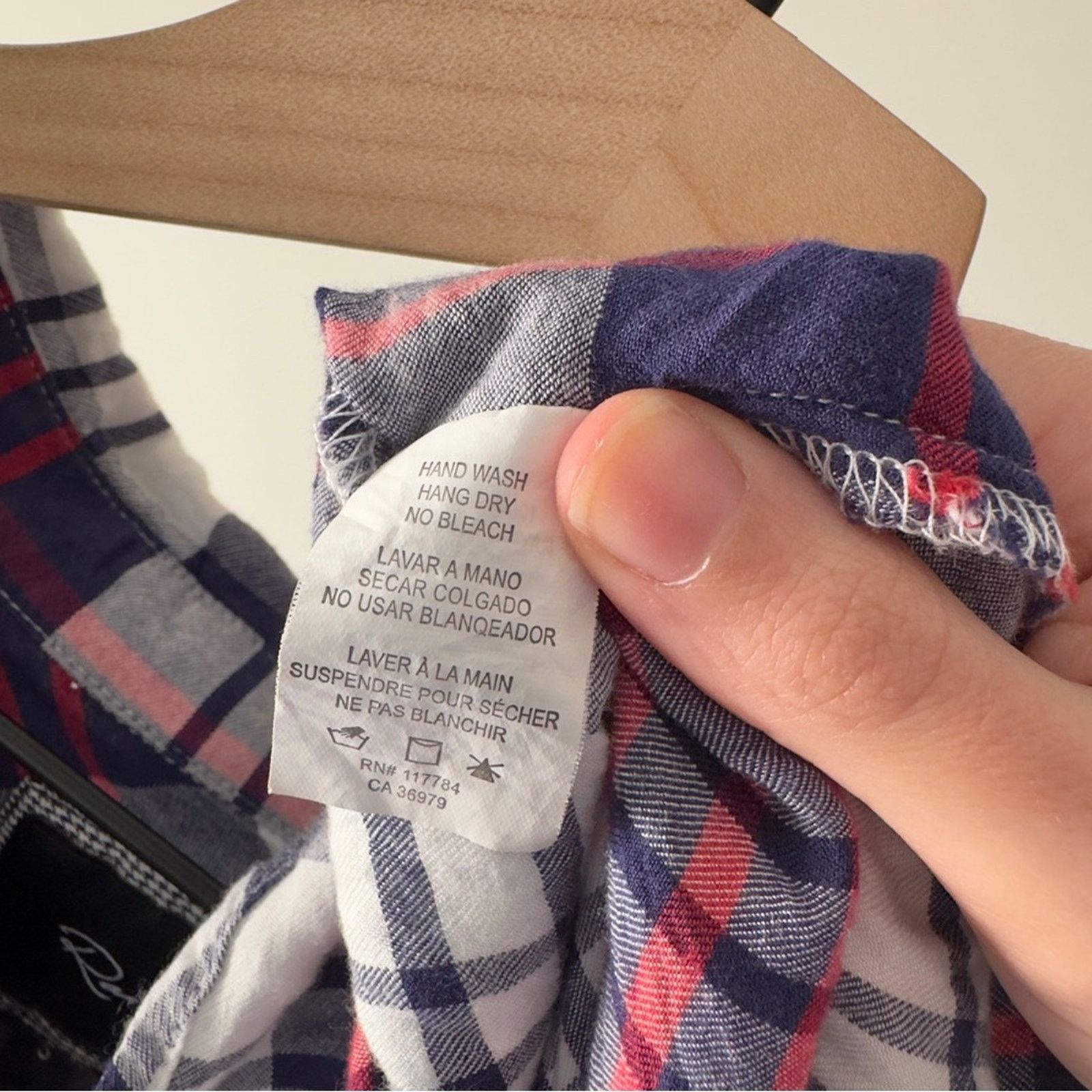Rails Rails Plaid Button Down Top Casual Front Pocket Collared EUC Size S / US 4 / IT 40 - 7 Thumbnail