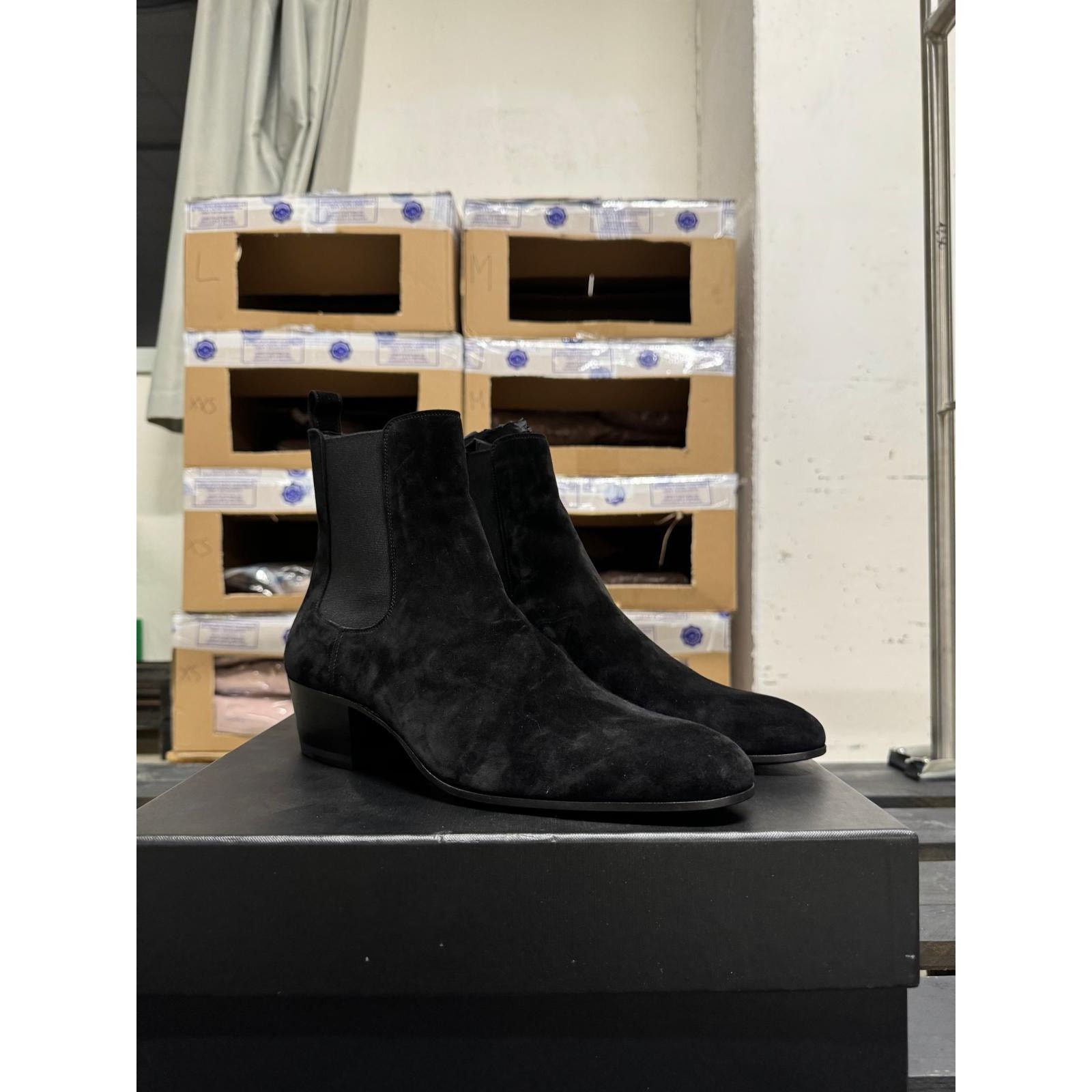 Saint Laurent Paris o1alsimx924 507708 Suede Chelsea Boots in Black Size US 12 / EU 45 - 11 Thumbnail