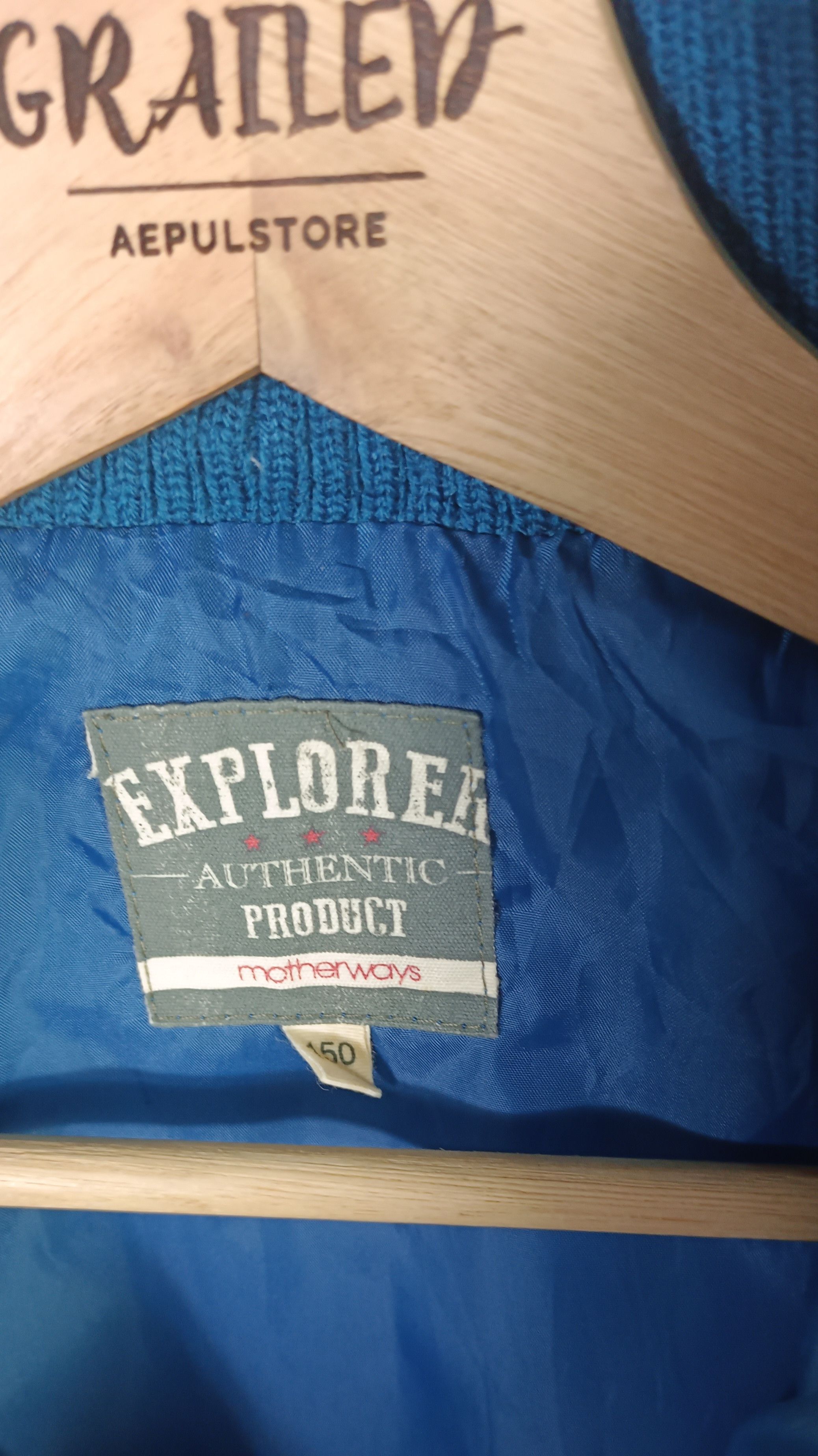 The Lost Explorer Mohterways Down 150 Boys Children Size US S / EU 44-46 / 1 - 10 Thumbnail