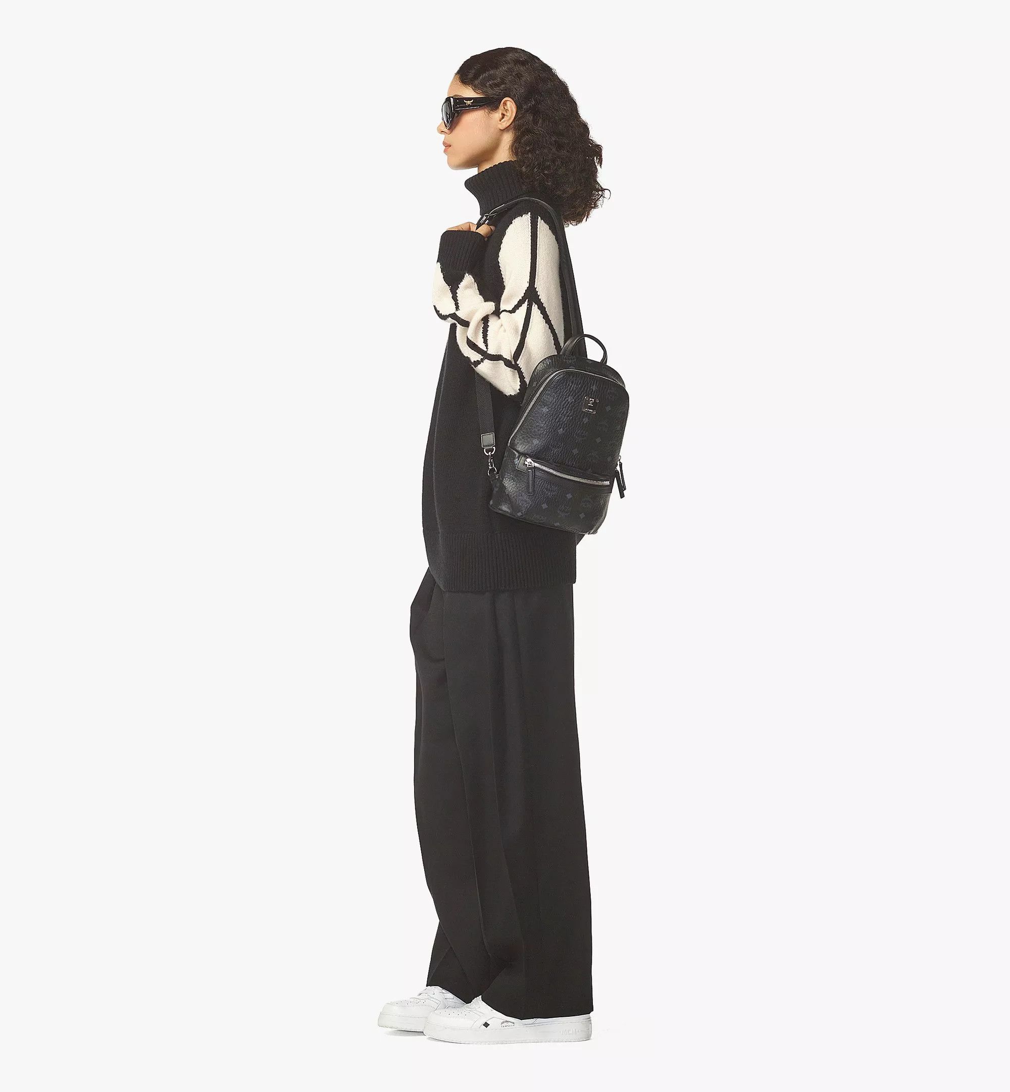 MCM o1mt1gz0225 Size: OS / Sling Small Bag in Black Size ONE SIZE - 7 Thumbnail