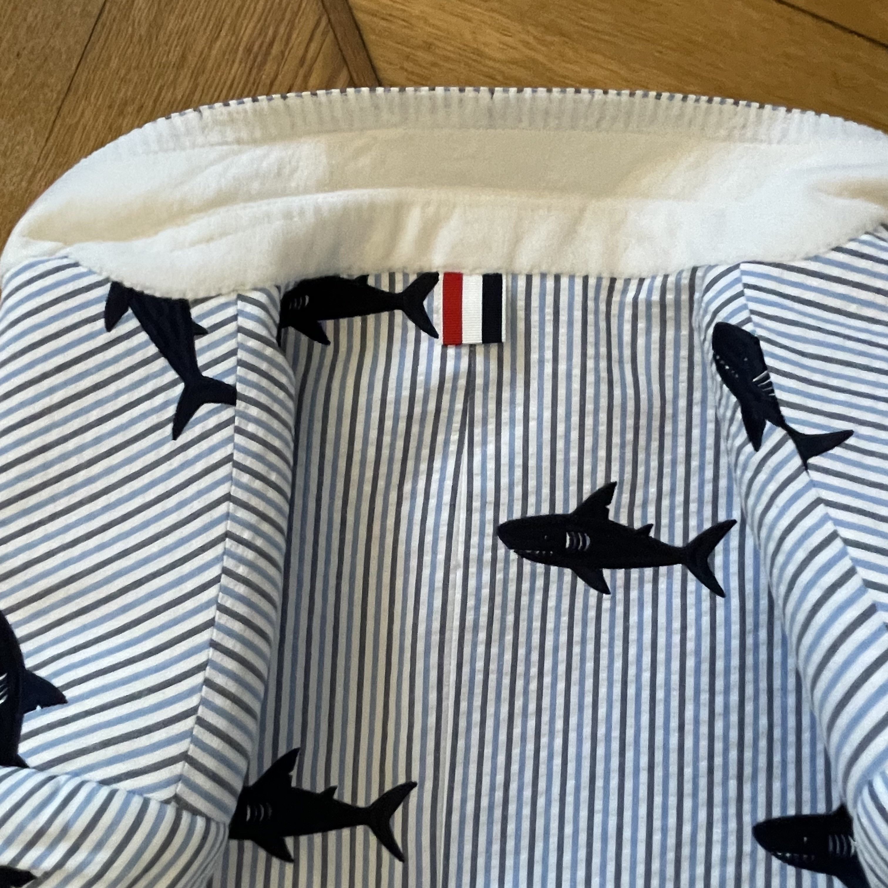 Thom Browne Thom Browne Seersucker Blazer with embroidered Sharks (NWT) Size 38R - 7 Thumbnail