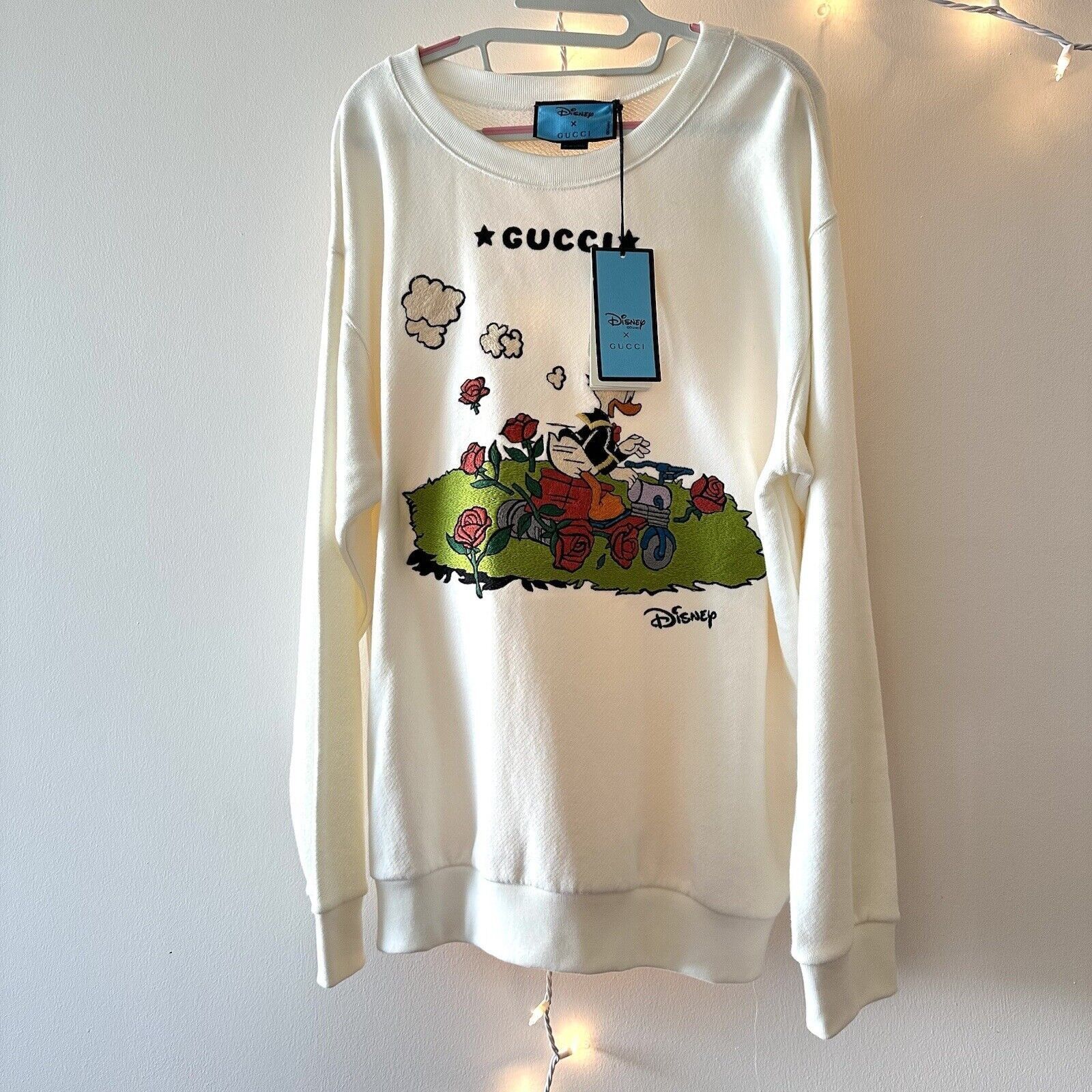 Gucci NWT Gucci White Disney Edition Donald Duck Sweatshirt sz M T Size M / US 6-8 / IT 42-44 - 3 Thumbnail