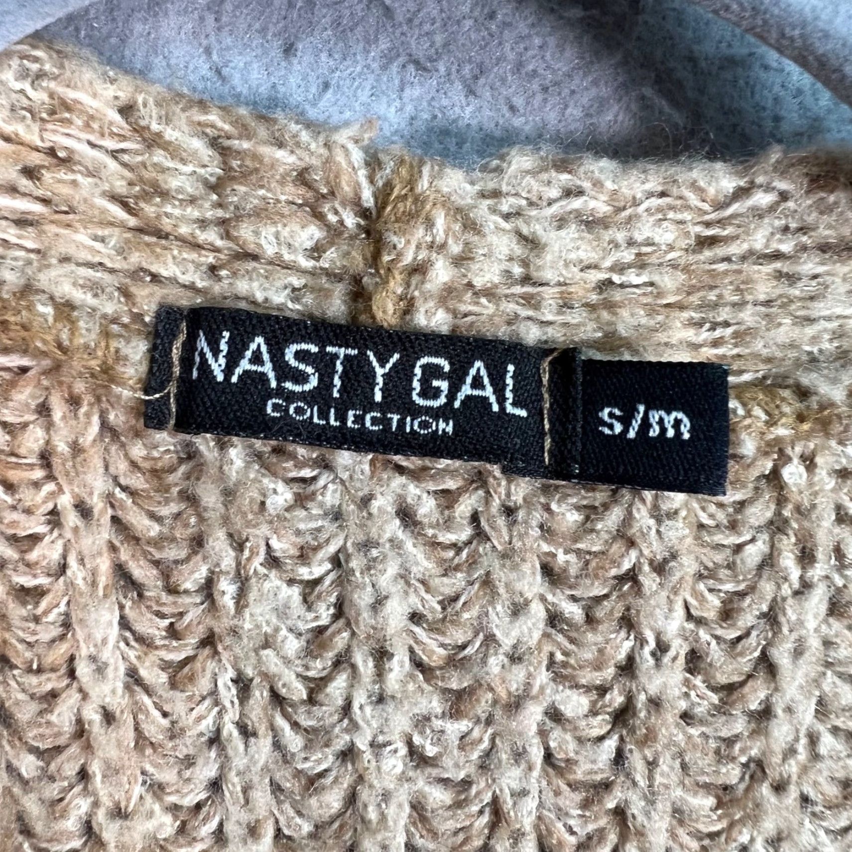 Nasty Gal Nasty Gal Cardigan Beige Open-Front Knit with Pockets Womens S/M Adult Womens S/M Cardigan Casual Knit Pullover Open-Front Pocket Fabric Knit Size S / US 4 / IT 40 - 3 Thumbnail