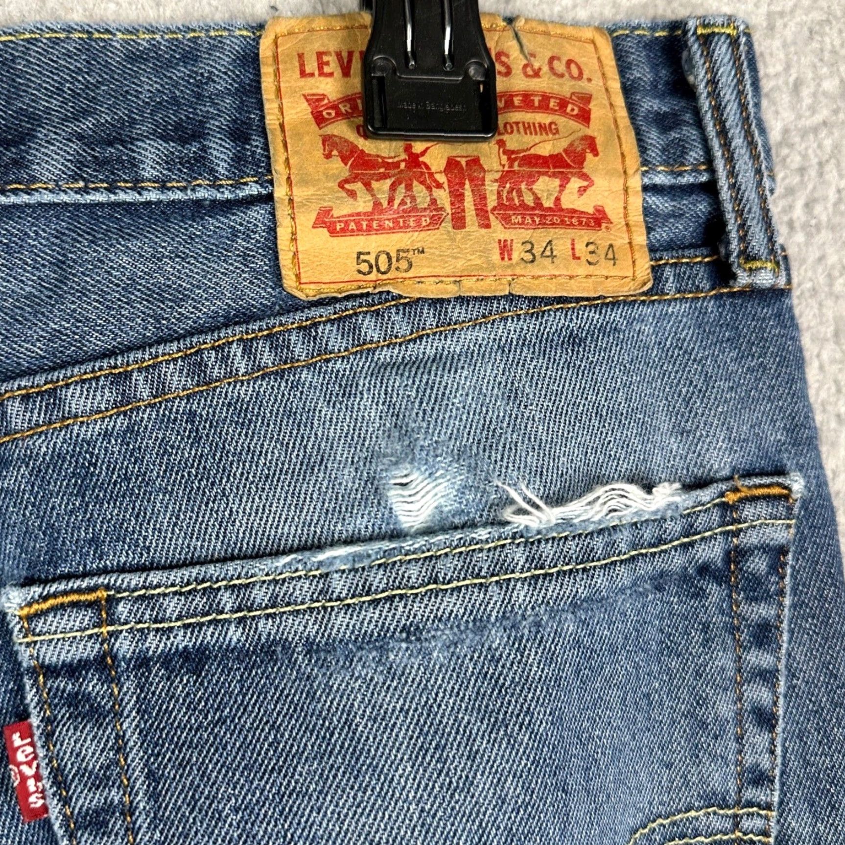 Levi's Levis 505 Jeans Men 34X34 Blue Regular Fit Straight Leg Distressed Denim 5-Pocket Zip Button Size US 34 / EU 50 - 3 Thumbnail