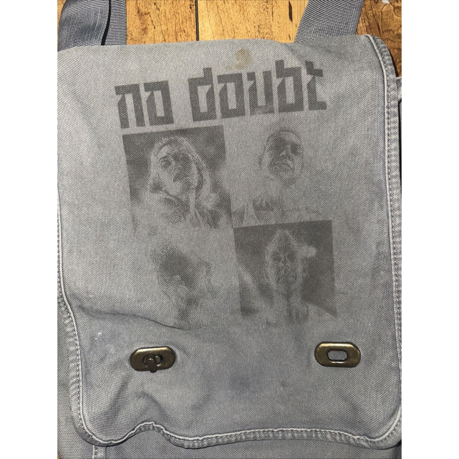Authentic Pigment No Doubt Band Satchel Bag Grey Authentic Pigment Y2K Rock Size ONE SIZE - 2 Thumbnail