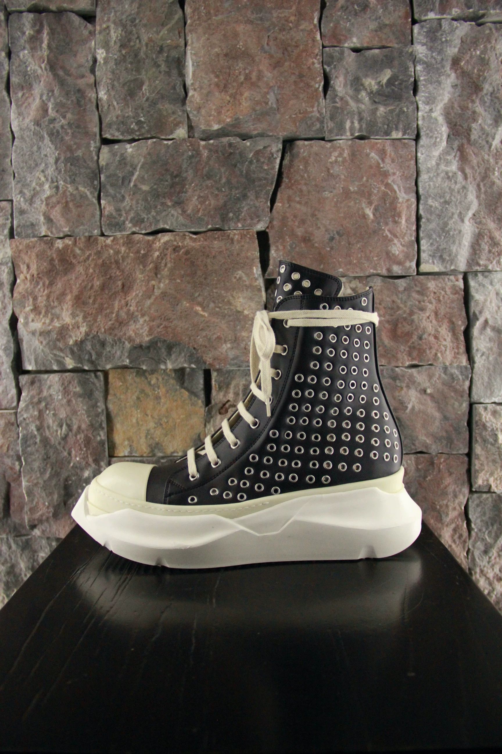 Rick Owens VOGALSTAND Vogal 1's Black 11 | Grailed