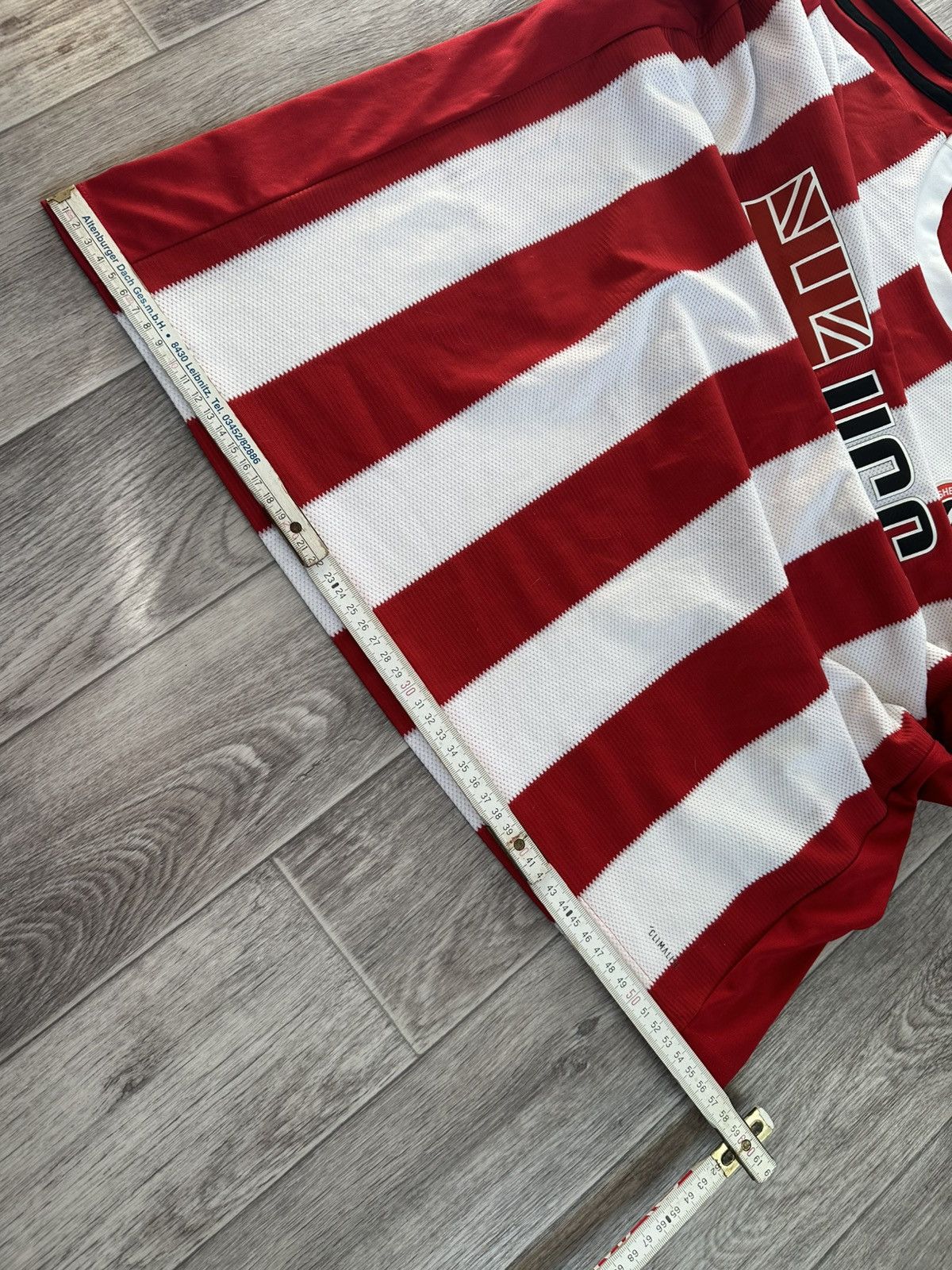 Adidas Vintage Adidas Sheffield United Home Tee T-Shirt white red Size US L / EU 52-54 / 3 - 19 Thumbnail