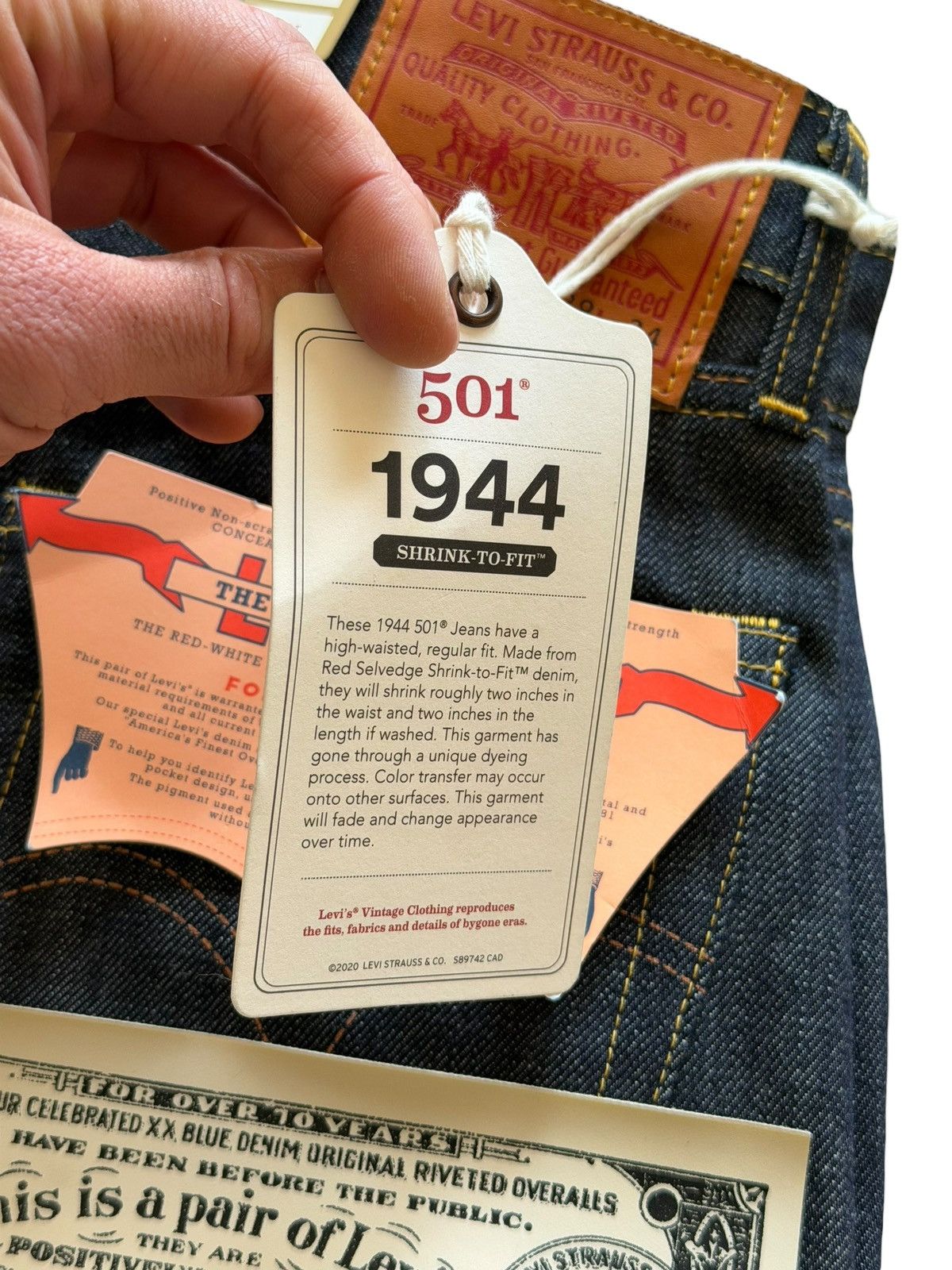 Levi's Vintage Clothing LVC 1944 1/100 WW2Cone Mills White Oak Perfect Imperfections Size US 28 / EU 44 - 9 Thumbnail