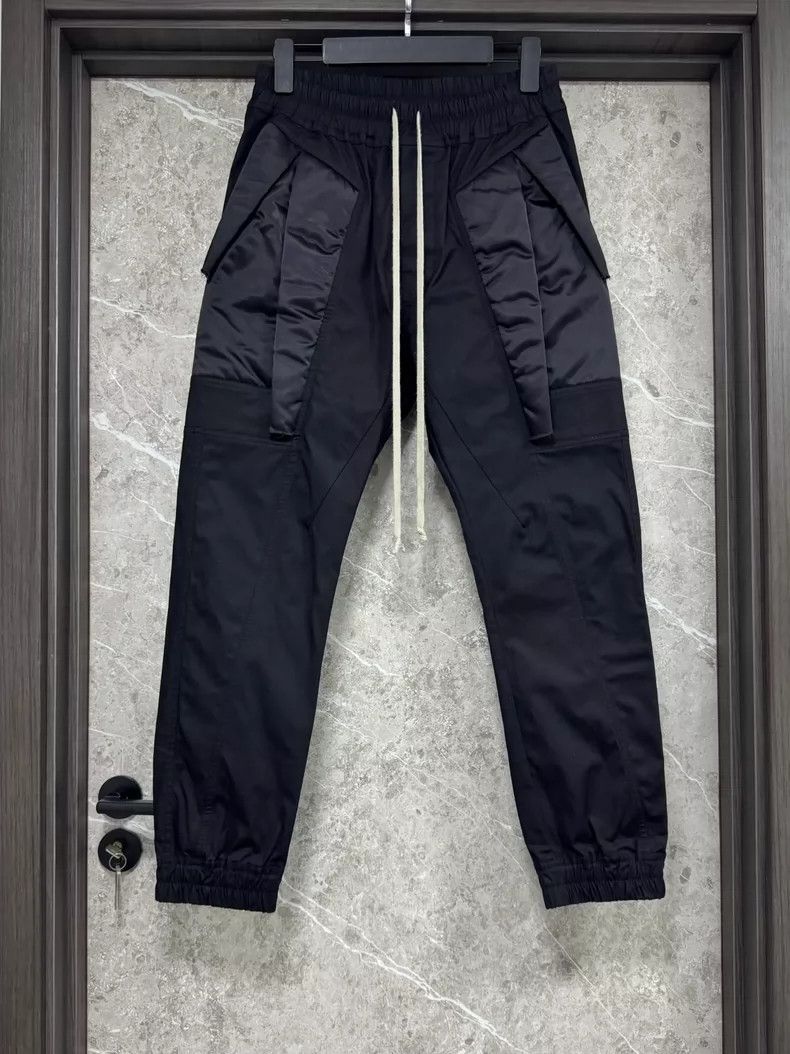 Rick Owens Rick Owens Black Jogger Pants for Men Size US 36 / EU 52 - 1 Thumbnail