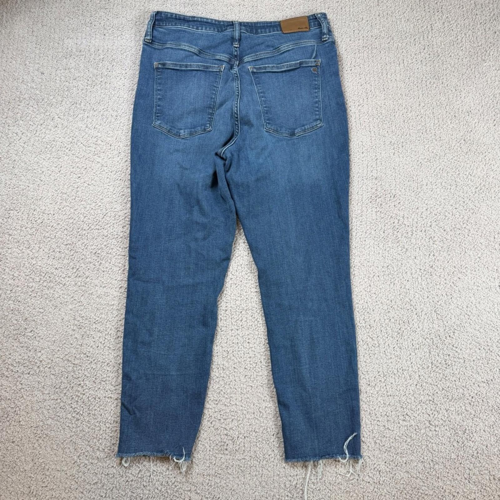 Madewell Madewell Jeans Womens 32 Raw Hem Cropped Straight Leg Size 32" / US 10 / IT 46 - 2 Thumbnail