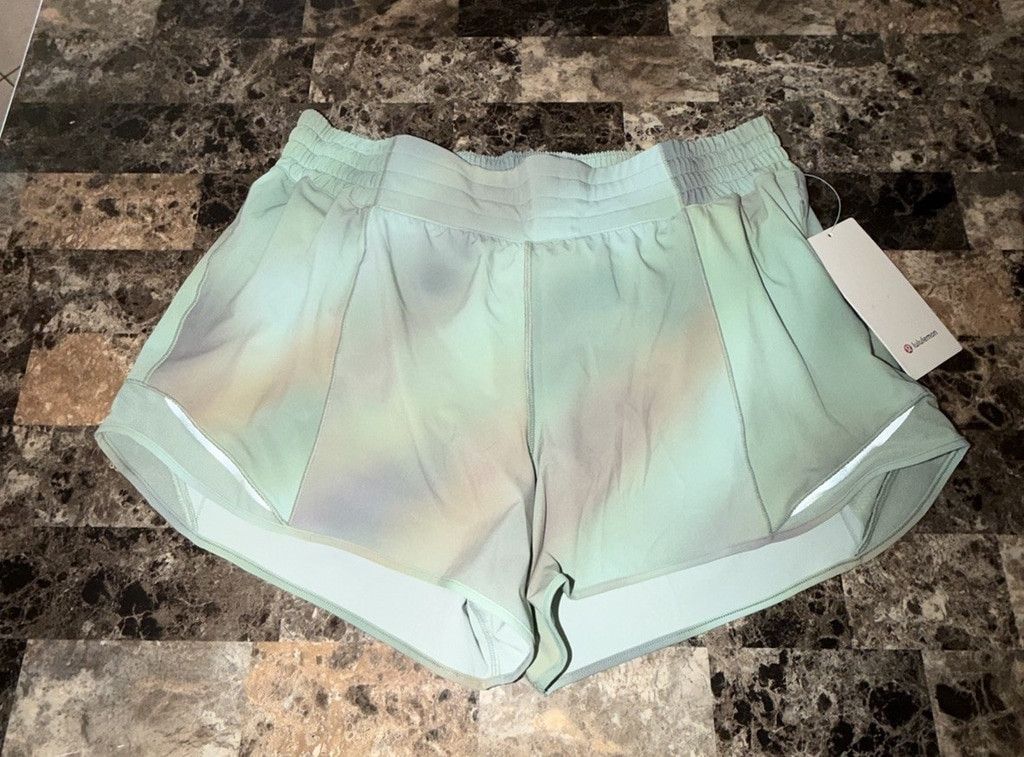 Lululemon LULULEMON HOTTY HOT HIGH RISE SHORT 4”LINED CDGM/PLMC SZ 14 Size 36" / US 14 / IT 50 - 11 Thumbnail
