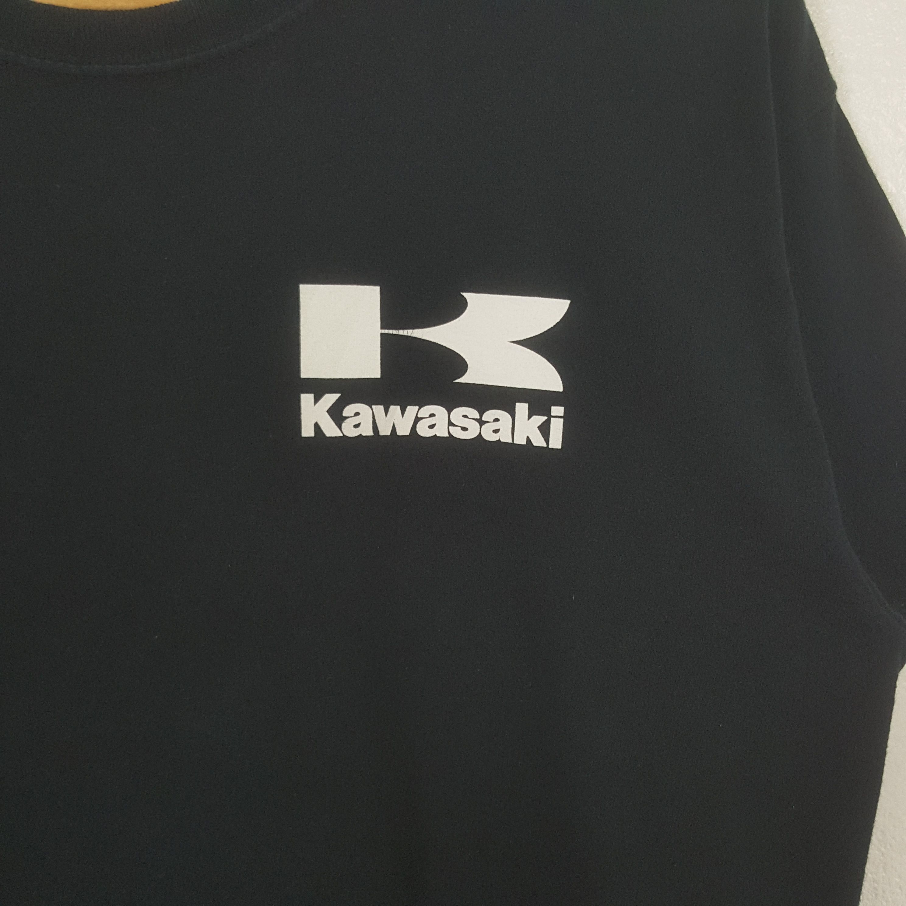 Japanese Brand Vintage Kawasaki Racing Motorsports Tshirt C312N38 Size US L / EU 52-54 / 3 - 4 Thumbnail