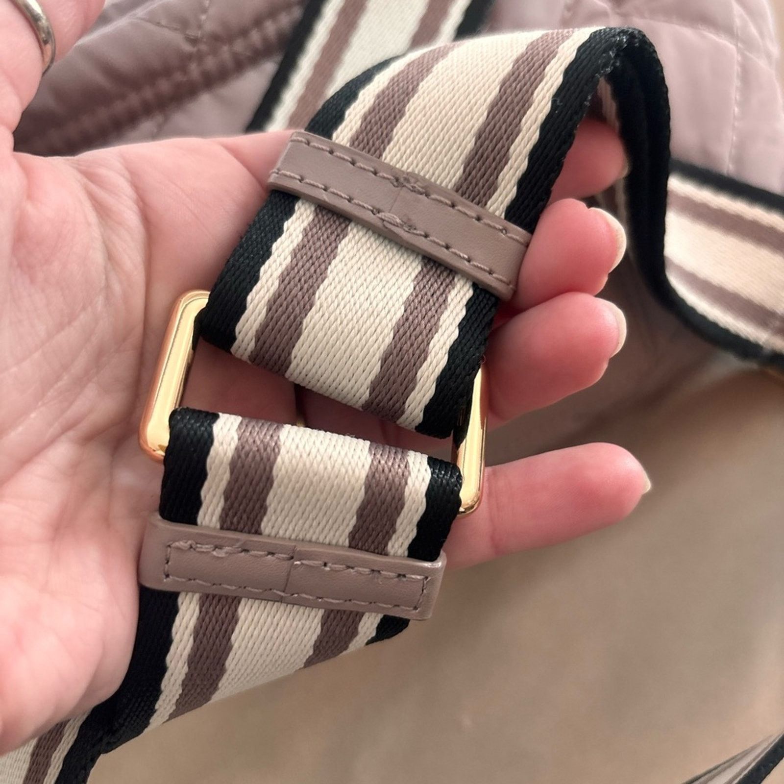 Marc Jacobs Marc Jacobs Quilted Crossbody Bag Taupe with Striped Strap Size ONE SIZE - 4 Thumbnail