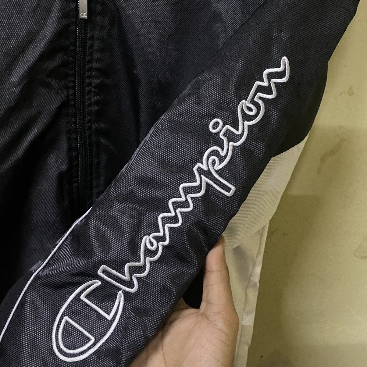 Champion Champion windbreaker full zip big logo at sleeve Size US M / EU 48-50 / 2 - 4 Thumbnail