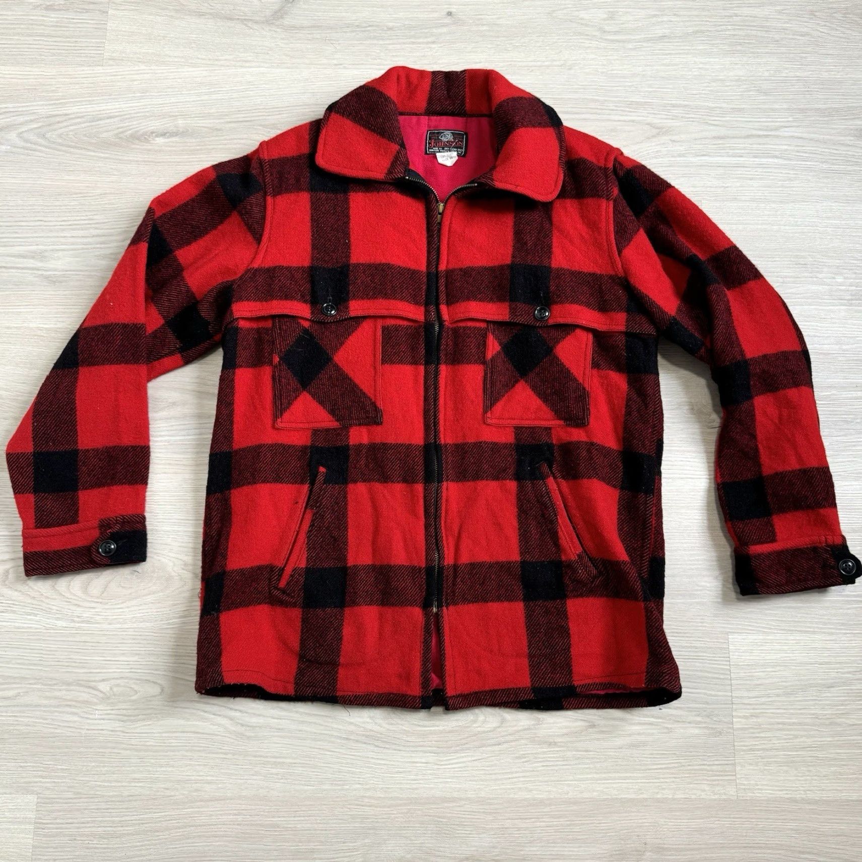Johnson Woolen Mills VINTAGE Johnson Woolen Mills Red Buffalo Plaid Mackinaw Jacket Wool Shacket 44 Size US S / EU 44-46 / 1 - 2 Thumbnail