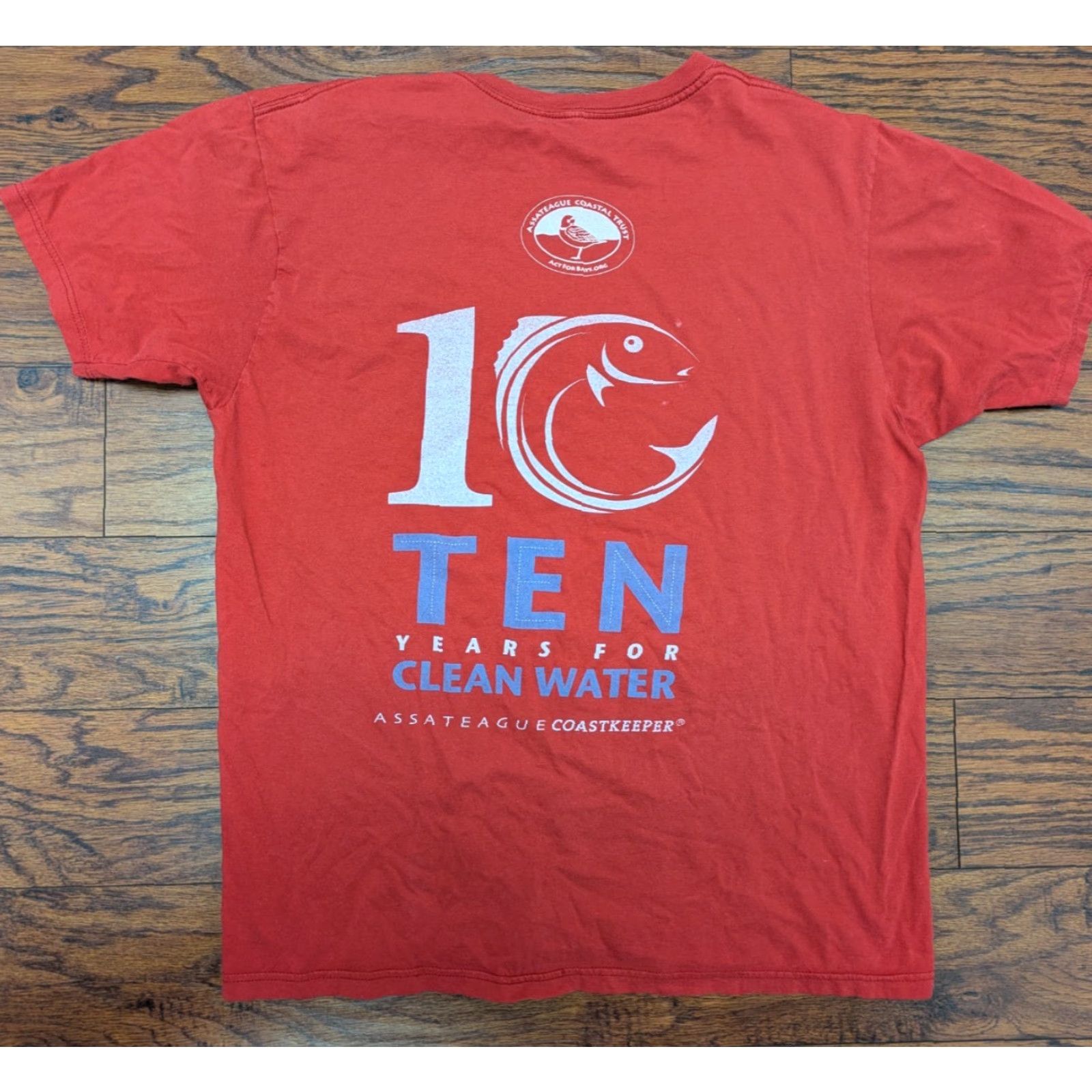 Vintage Assateague Coastal Trust T Shirt Large Mens Red 100% Cotton Anvil Organic Short Sleeve Crew Neck Graphic Tee with Animals Beach Bird Fish Horse Nature Size US L / EU 52-54 / 3 - 3 Thumbnail