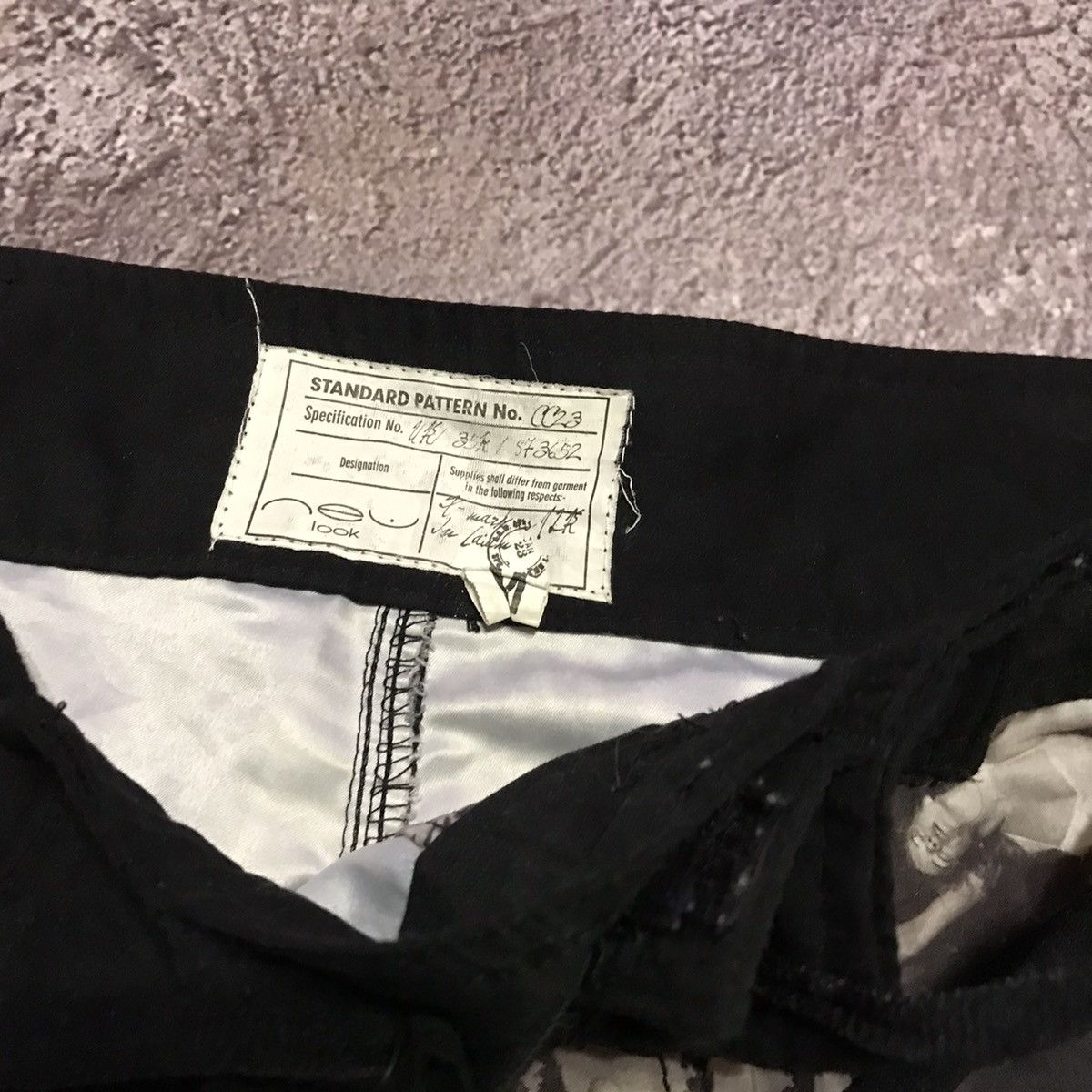 Vintage Y2K All Over Print Shorts Streetwear Skate Graphic Vintage 3 Size US 32 / EU 48 - 3 Thumbnail