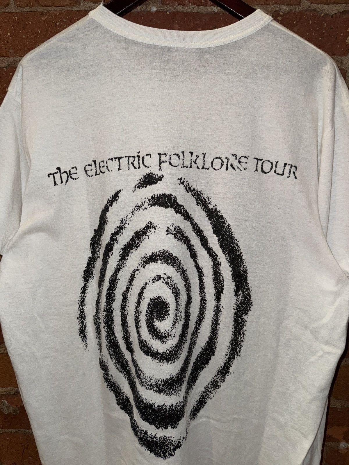 Vintage Vintage 80s The Alarm Graphic Band Tee Size US XL / EU 56 / 4 - 5 Thumbnail