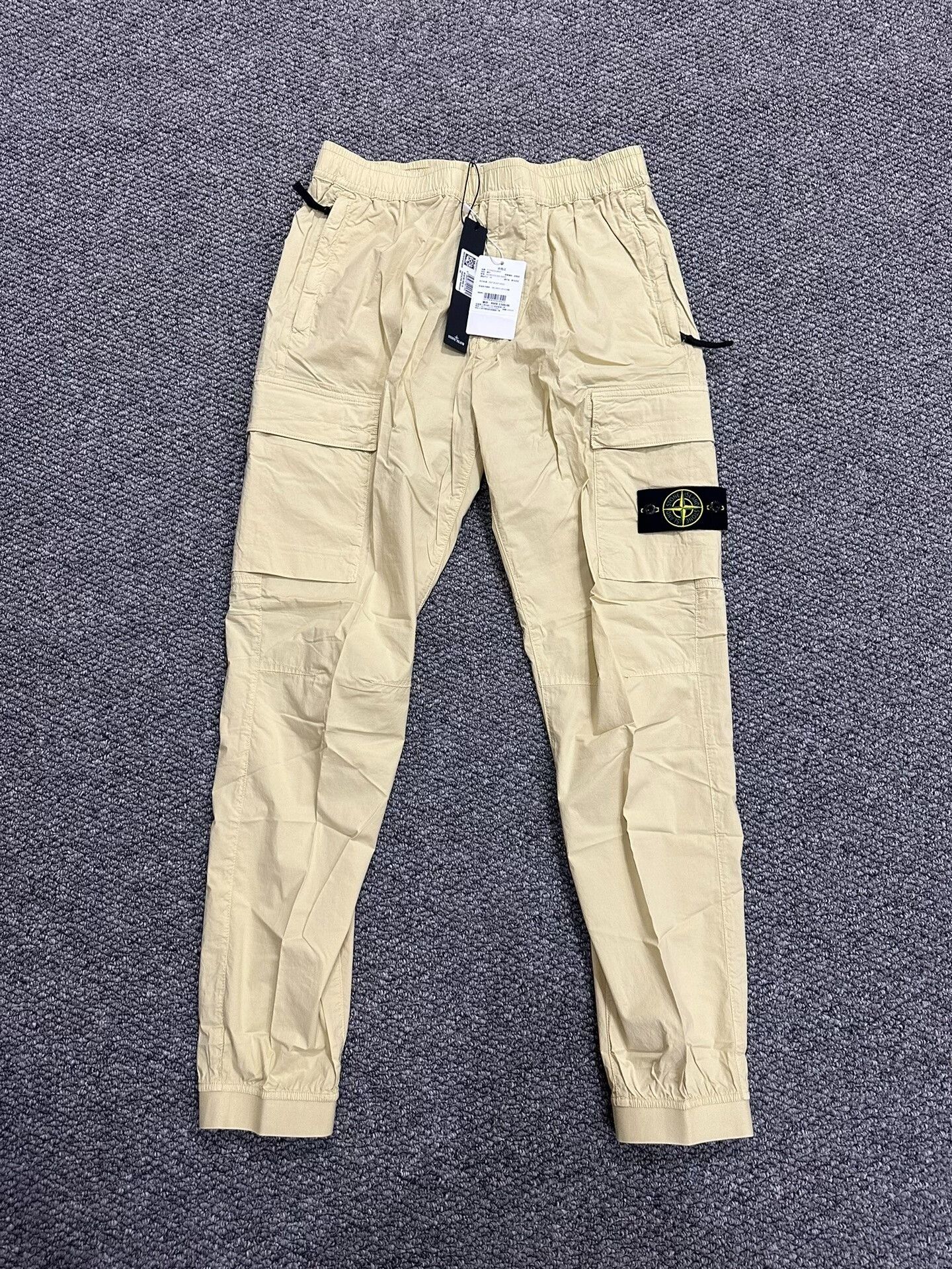 Stone Island stone island lightweight cargo pants size 34 Size US 34 / EU 50 - 1 Thumbnail