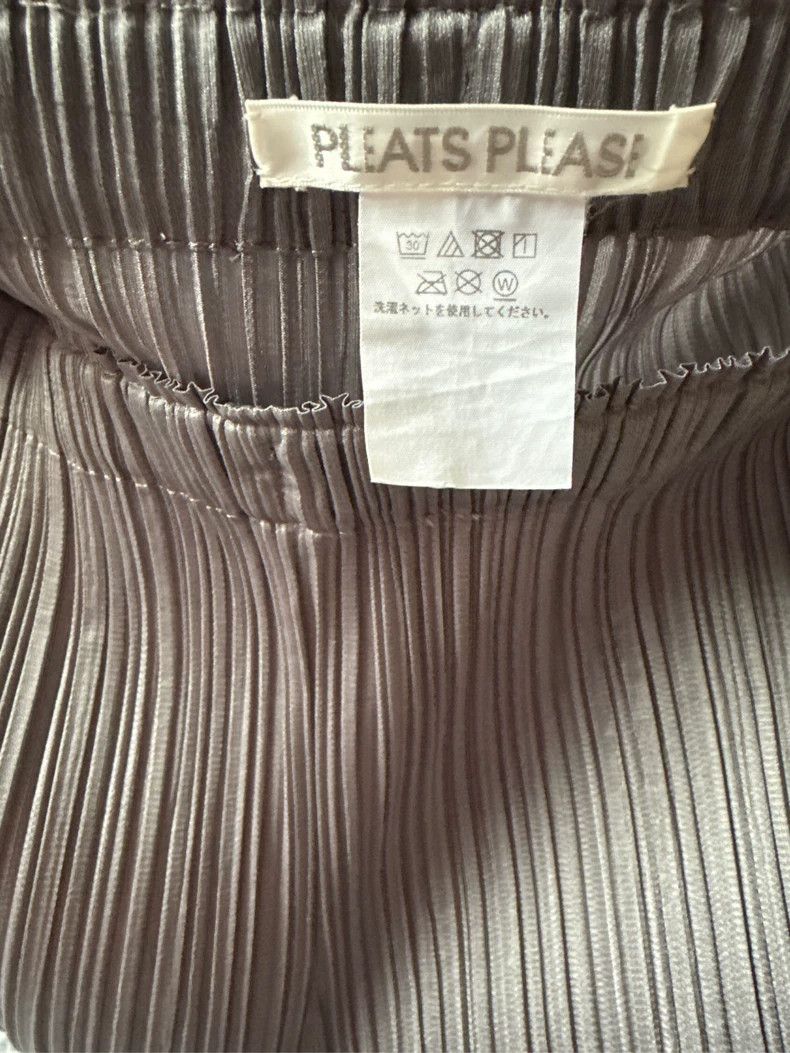 Issey Miyake issey miyake size:4 grey pants Size US 26 / EU 42 - 2 Thumbnail