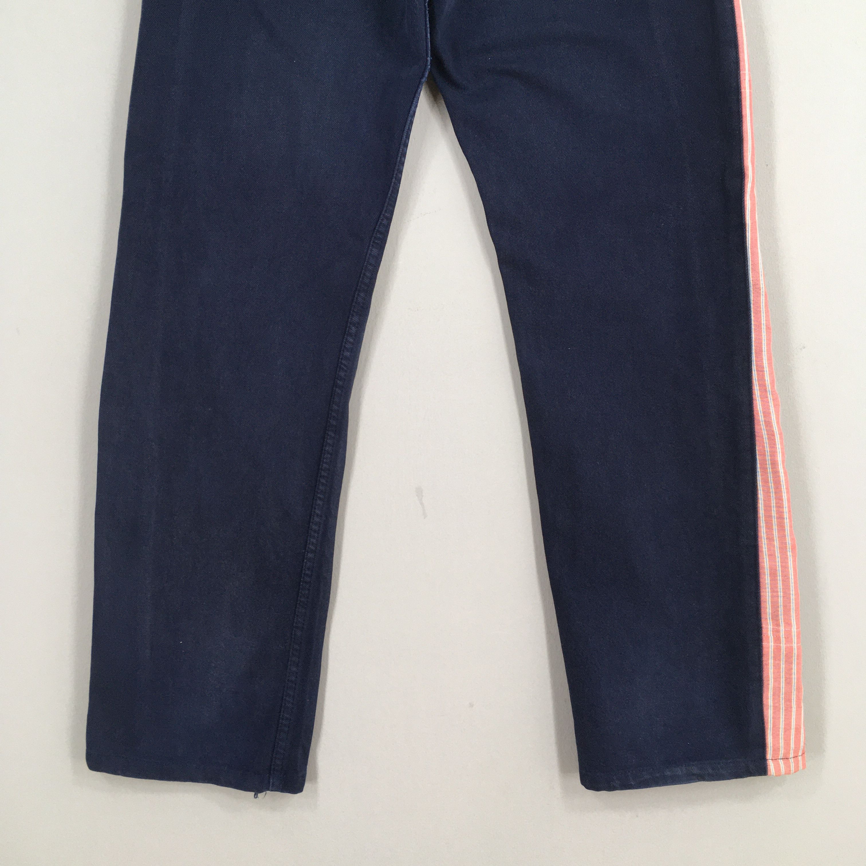 Levi's Size 29x30 Vintage 90s Levi's 501 Faded Blue Jeans S1435 Size US 29 - 11 Thumbnail