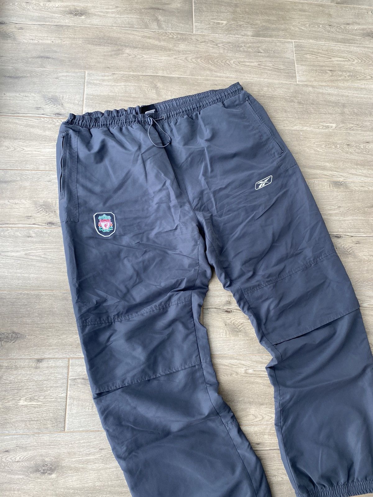 Reebok Vintage Reebok Liverpool Sweatpants Size US 38 / EU 54 - 3 Thumbnail