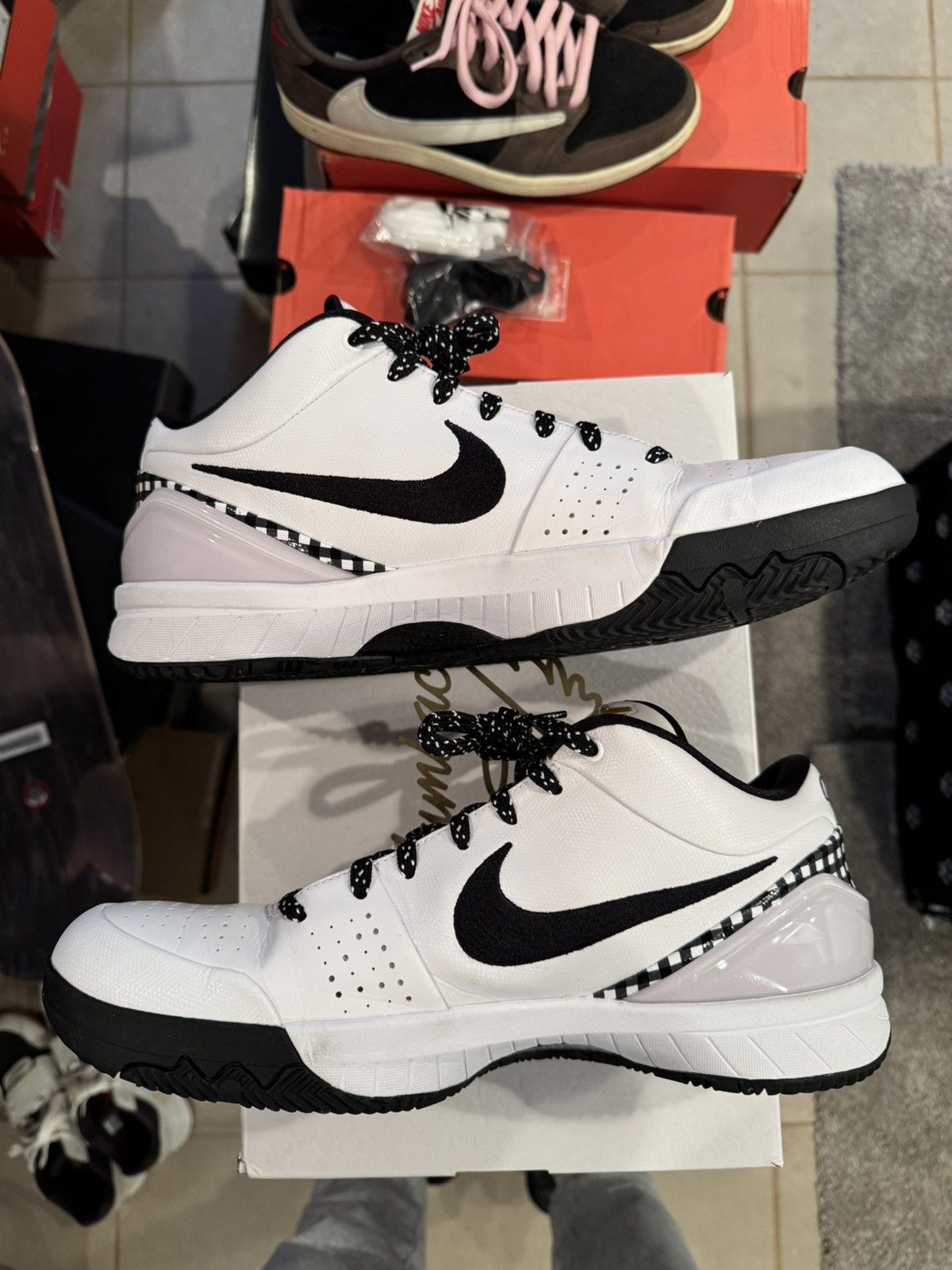 Nike Nike Kobe 4 Protro Mambacita Gigi Size US 11.5 / EU 44-45 - 3 Thumbnail