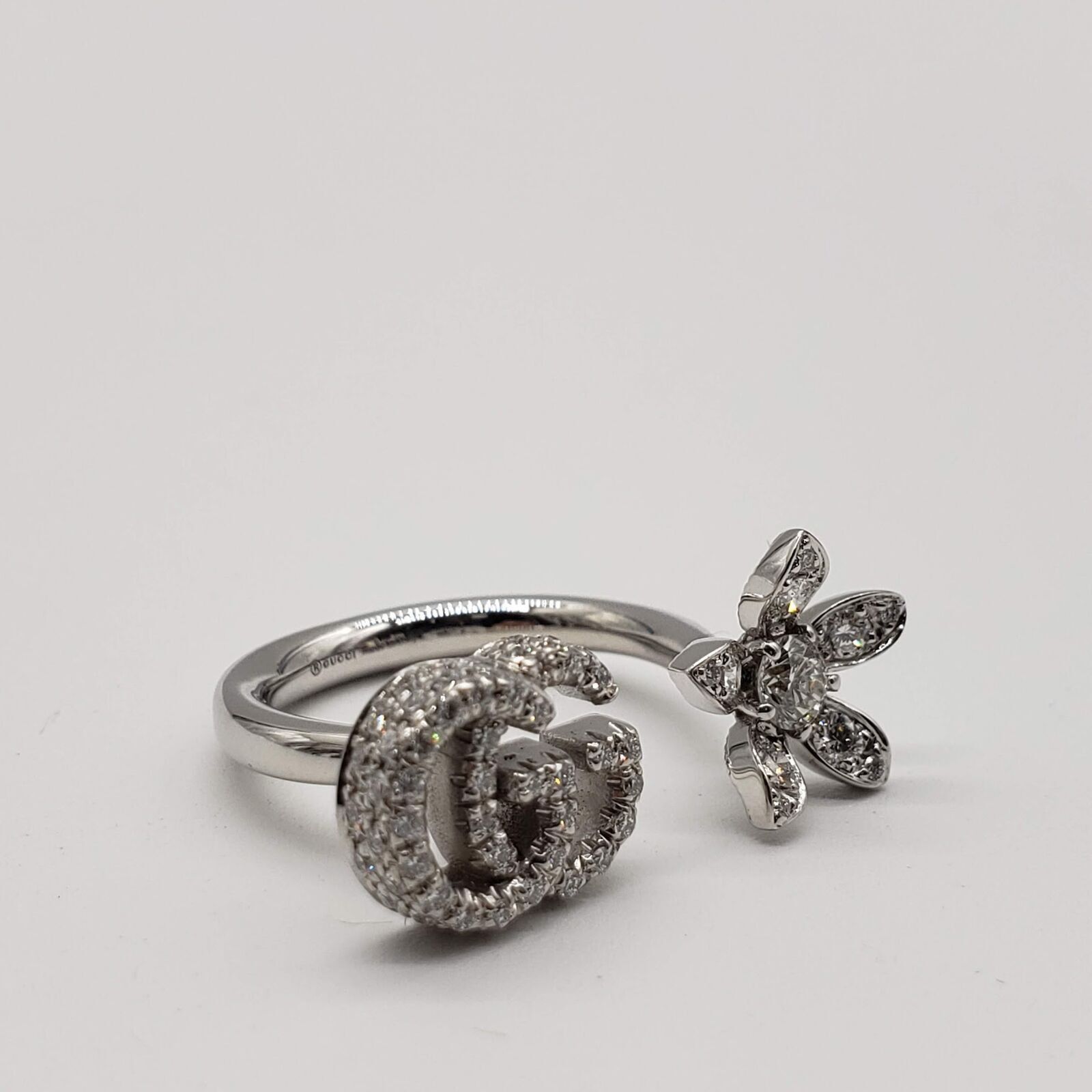 Gucci Flora 18k Ring Diamonds White Gold Sz 5.25 - $4700 Size ONE SIZE - 2 Thumbnail