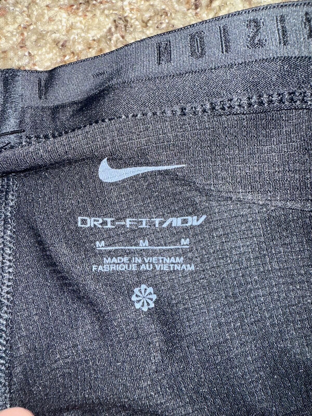 Nike Nike Run Division ADV 2 In 1 Reflective 4” Running Shorts Size US 32 / EU 48 - 8 Thumbnail