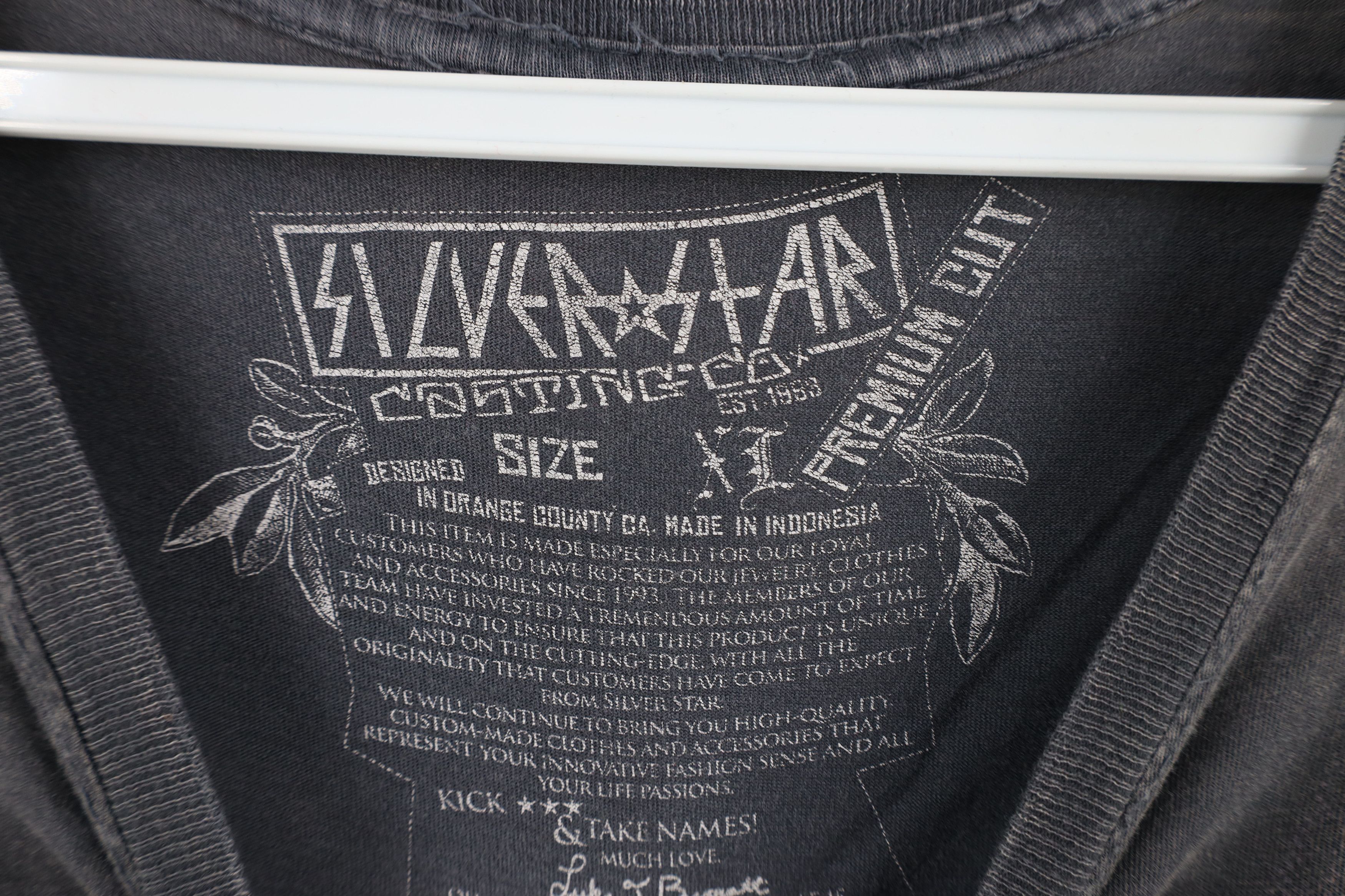 Vintage Vintage Y2K Streetwear Wash Rose Skeleton UFC MMA T-Shirt Size US XL / EU 56 / 4 - 12 Thumbnail