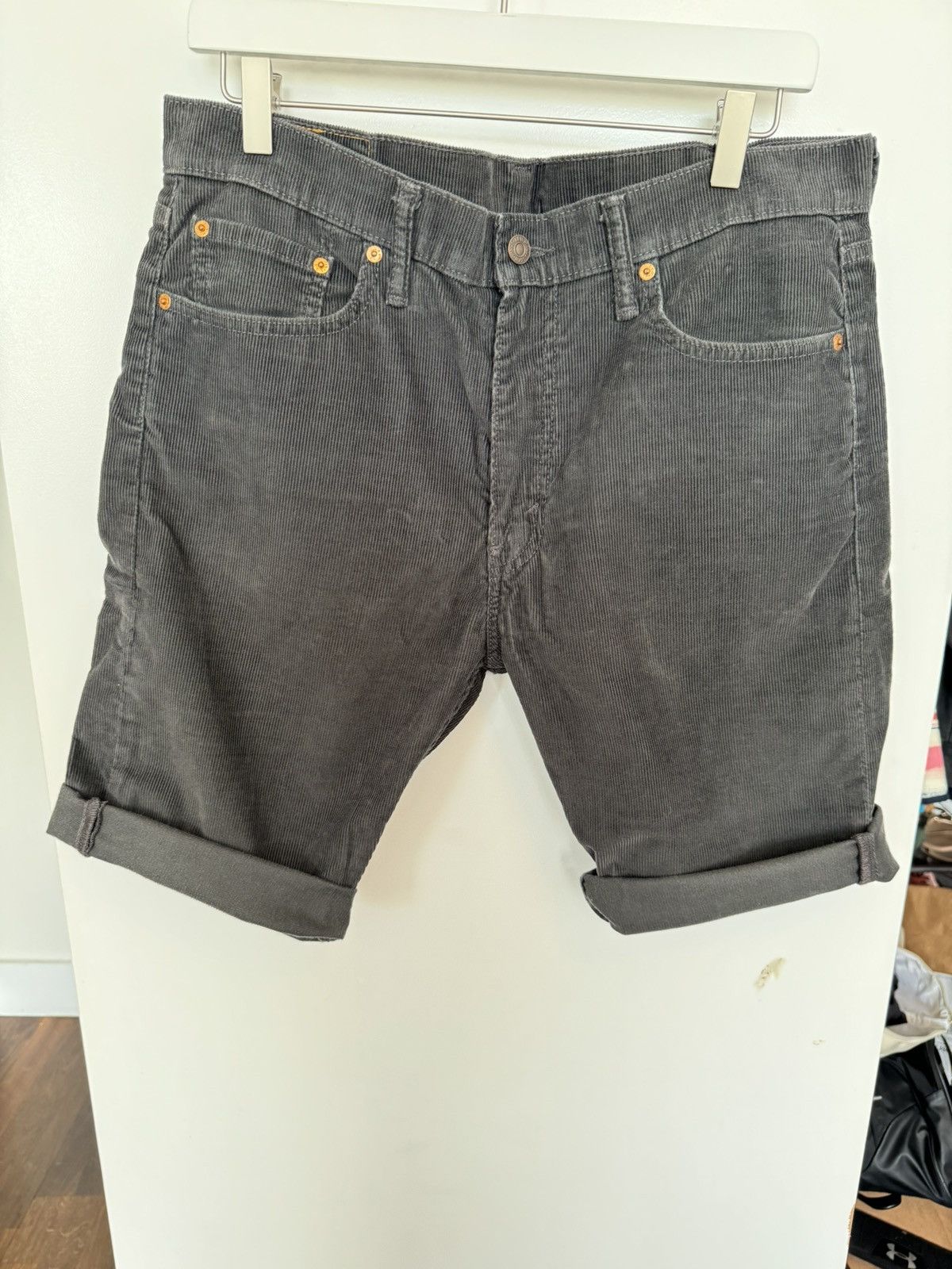 Levi's Levi’s Corduroy Cut Off Shorts Size US 33 - 1 Thumbnail