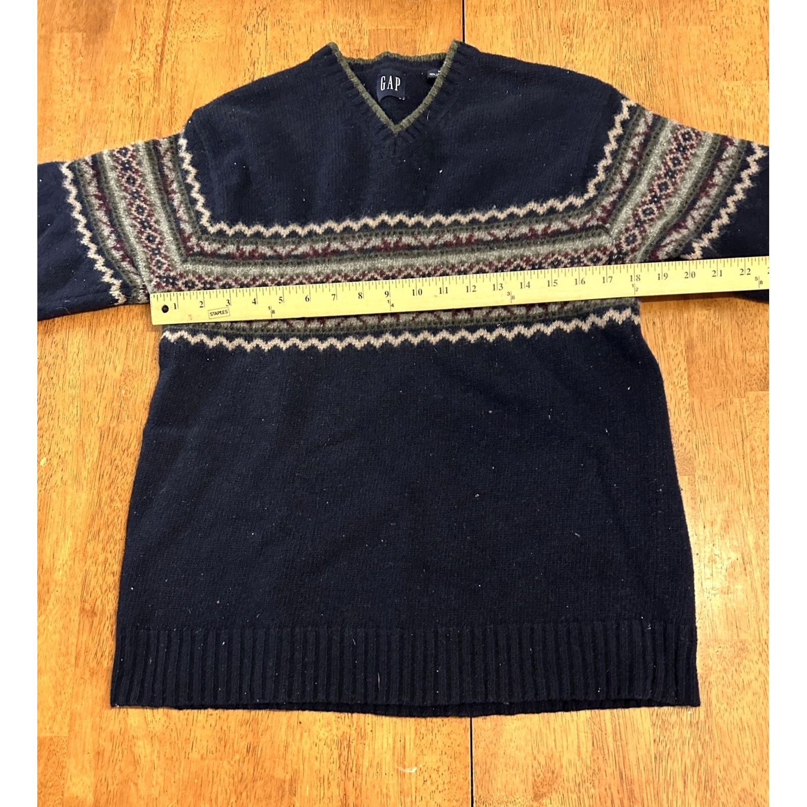 Gap VINTAGE GAP Sweater V Neck Medium Navy Blue 90s Lambswool Size US M / EU 48-50 / 2 - 7 Thumbnail