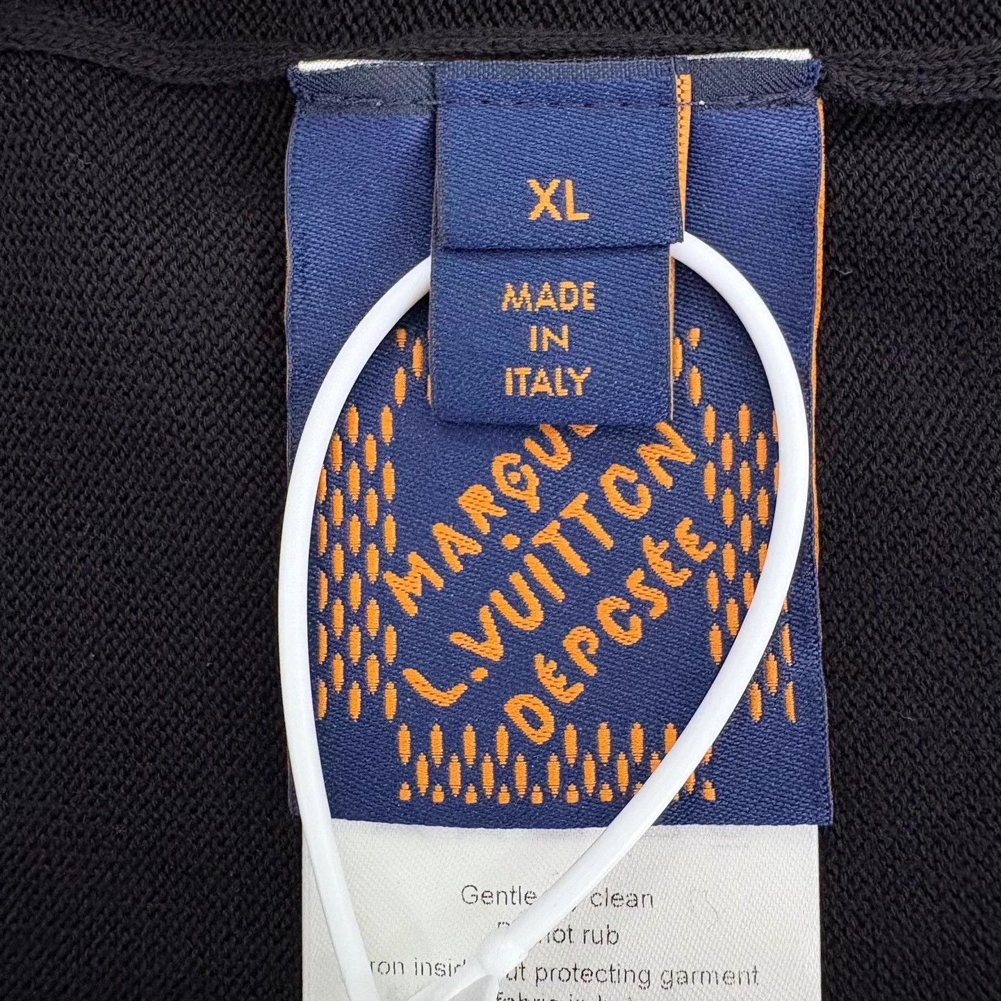 Louis Vuitton LV Black Knit Short-Sleeve Beaded Pocket Tee XL Size US XL / EU 56 / 4 - 5 Thumbnail