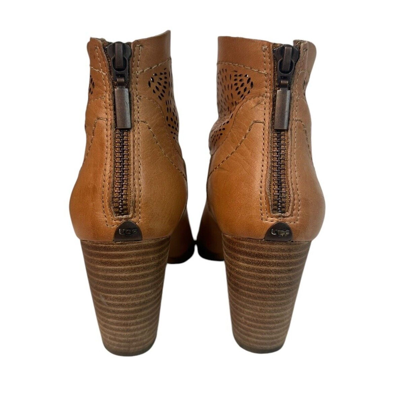 Ugg UGG Charlotte Perforated Tan Leather Cowgirl Ankle Booties 7 Size US 7 / IT 37 - 8 Thumbnail