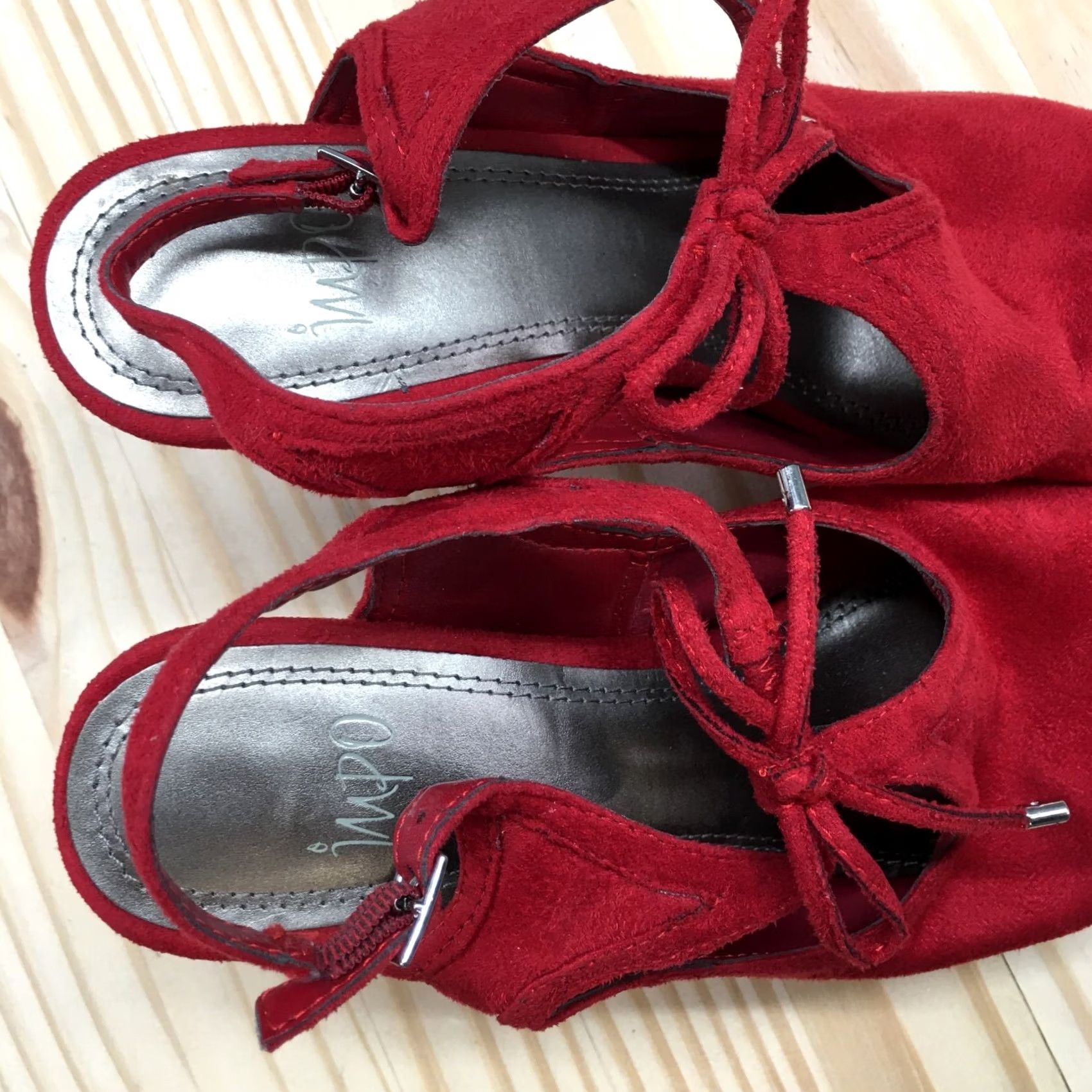 Vintage Impo Sandals Womens 10 M Titan Ankle Straps Pumps Red Suede Heels Casual Size US 10 / IT 40 - 5 Thumbnail