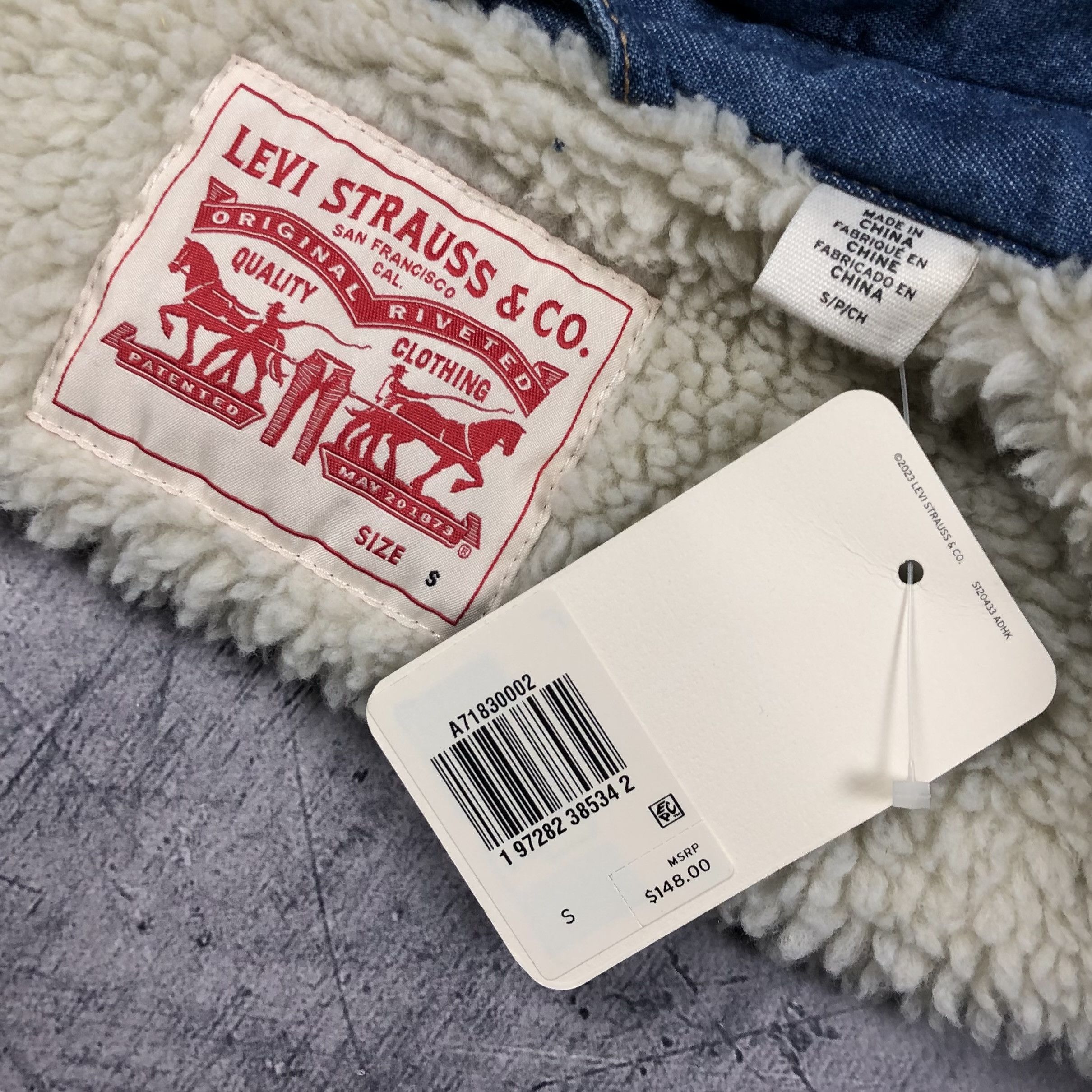 Levi's Levi’s Fleece Sherpa Denim Button-up Jacket New! Size S / US 4 / IT 40 - 9 Thumbnail