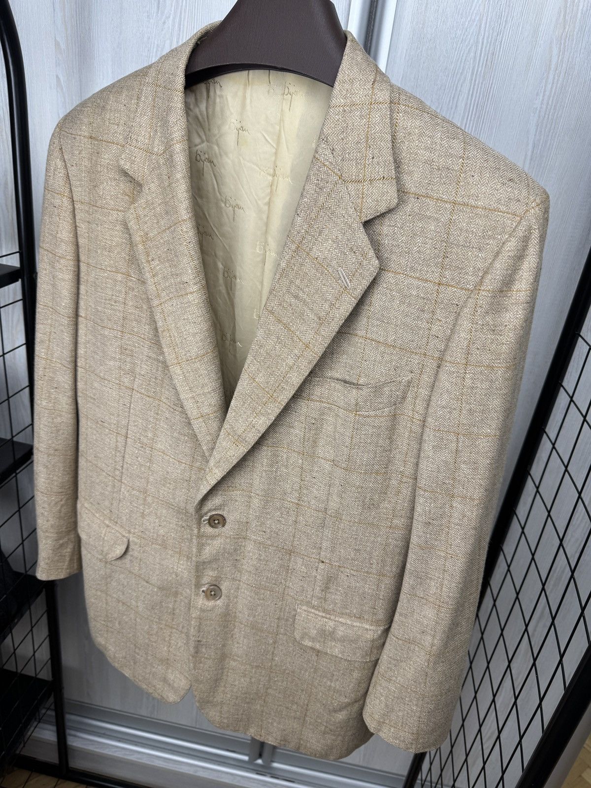 BIJAN Bijan one hundred % beige checkered 2 button blazer Size 44R - 5 Thumbnail