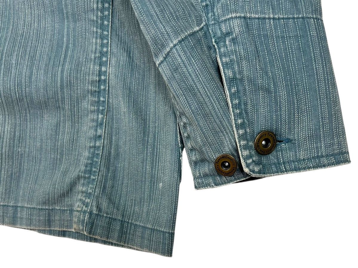 Vintage Vintage Town & Country Surfin Life Barn Denim Jacket Size US L / EU 52-54 / 3 - 7 Thumbnail